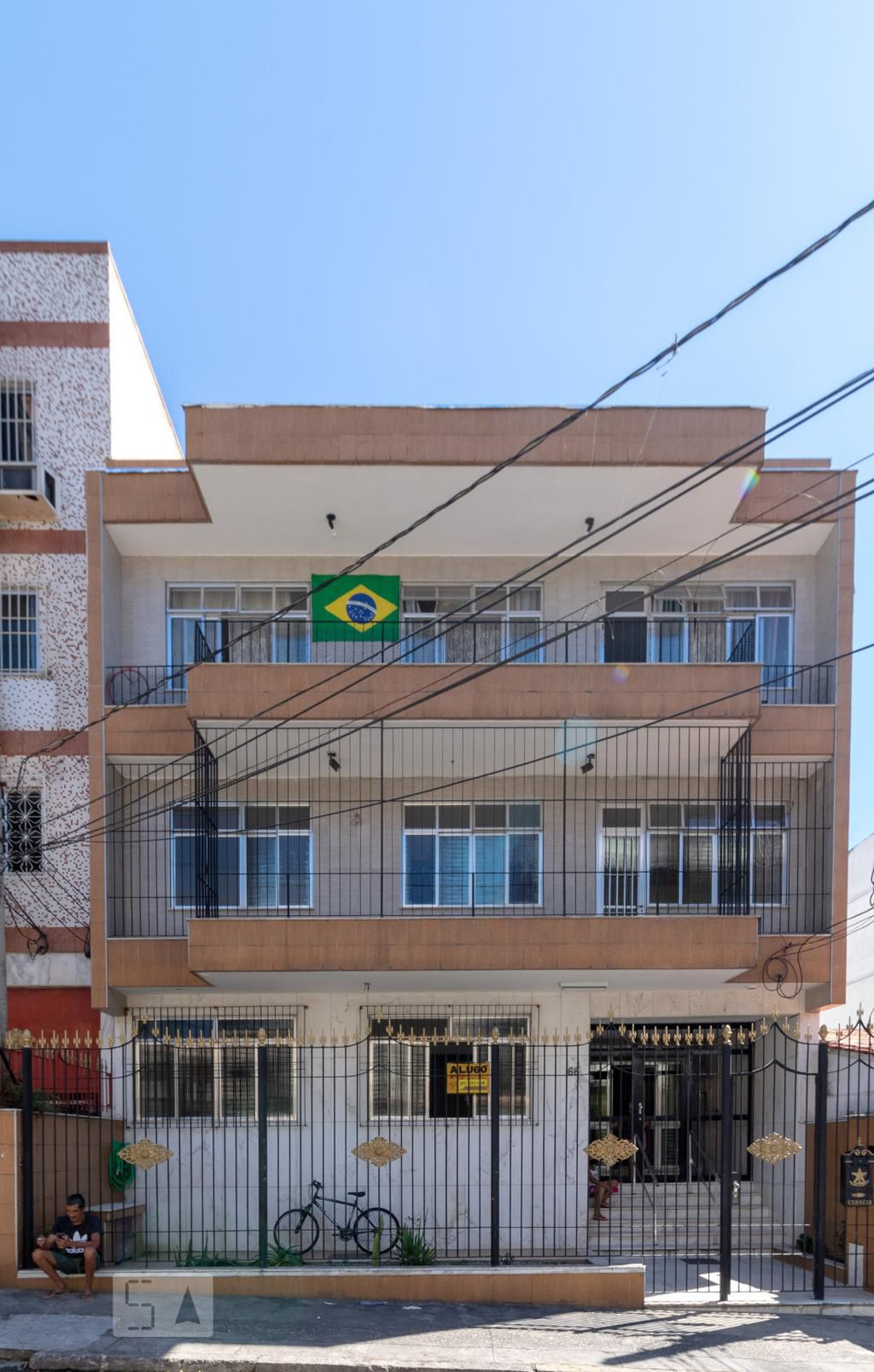 Fachada Condomínio em Travessa da Brandura, 66