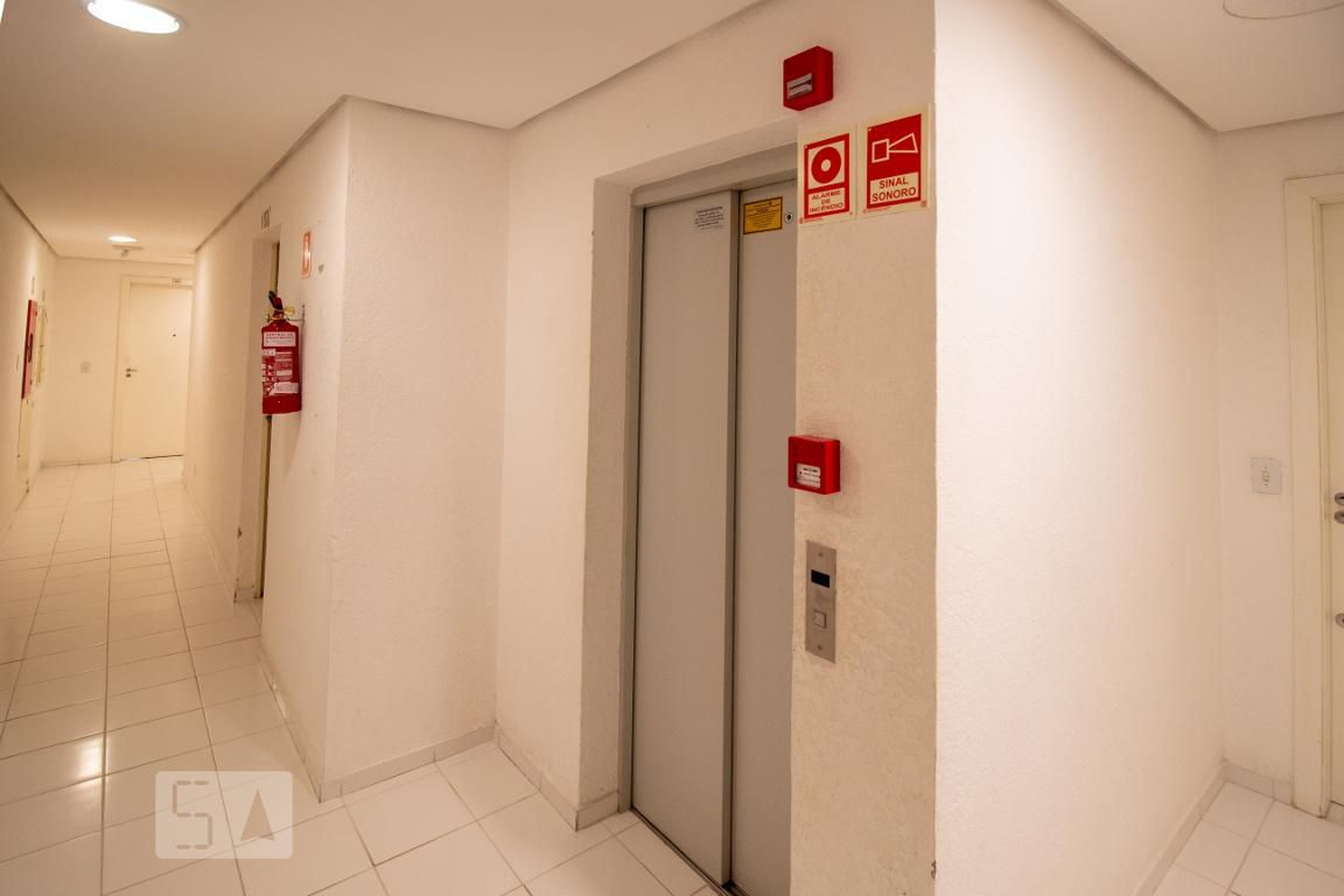 Elevador - Park Plaza