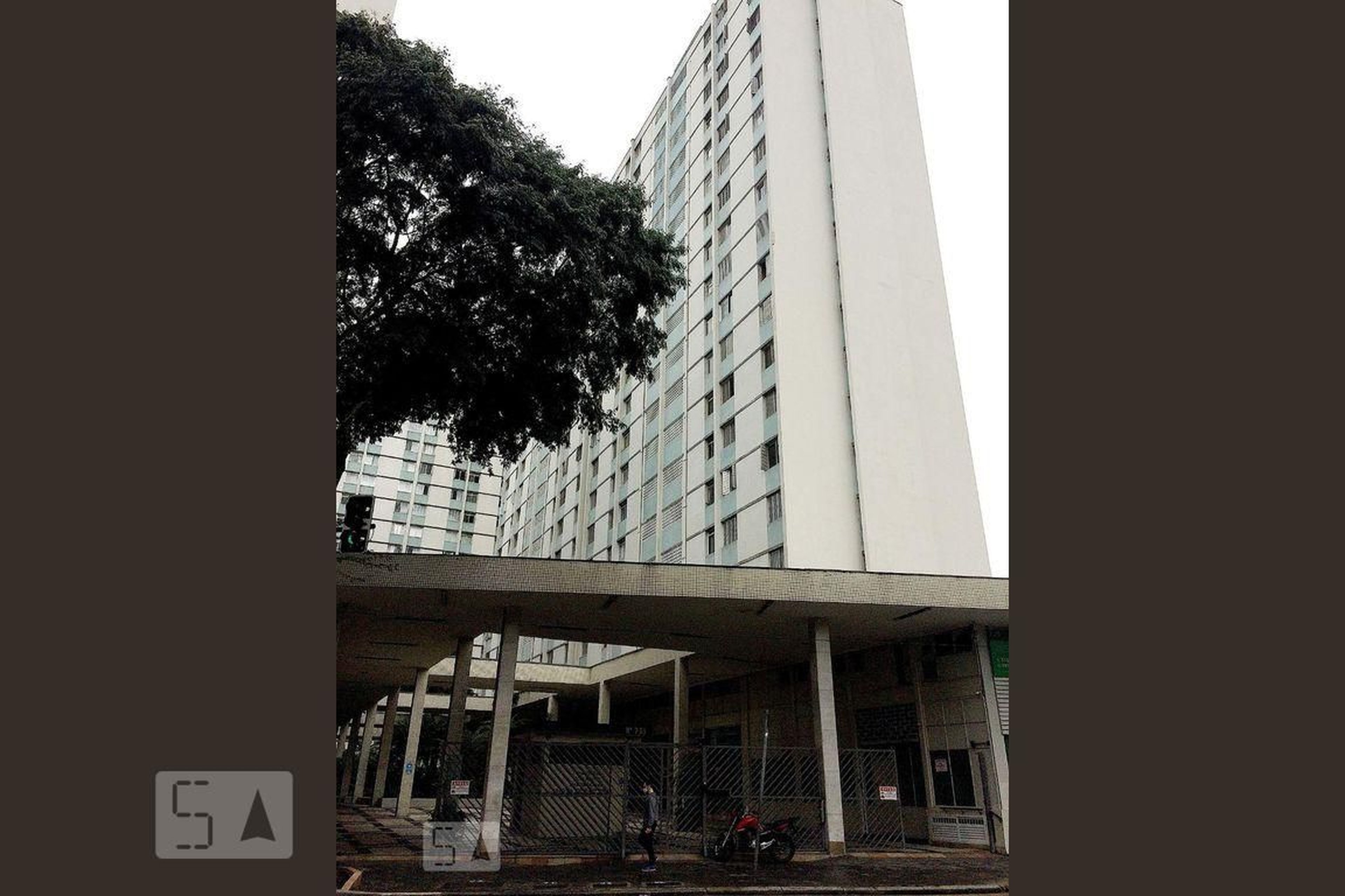 Fachada do Condomínio Edificio Nova Perimetral