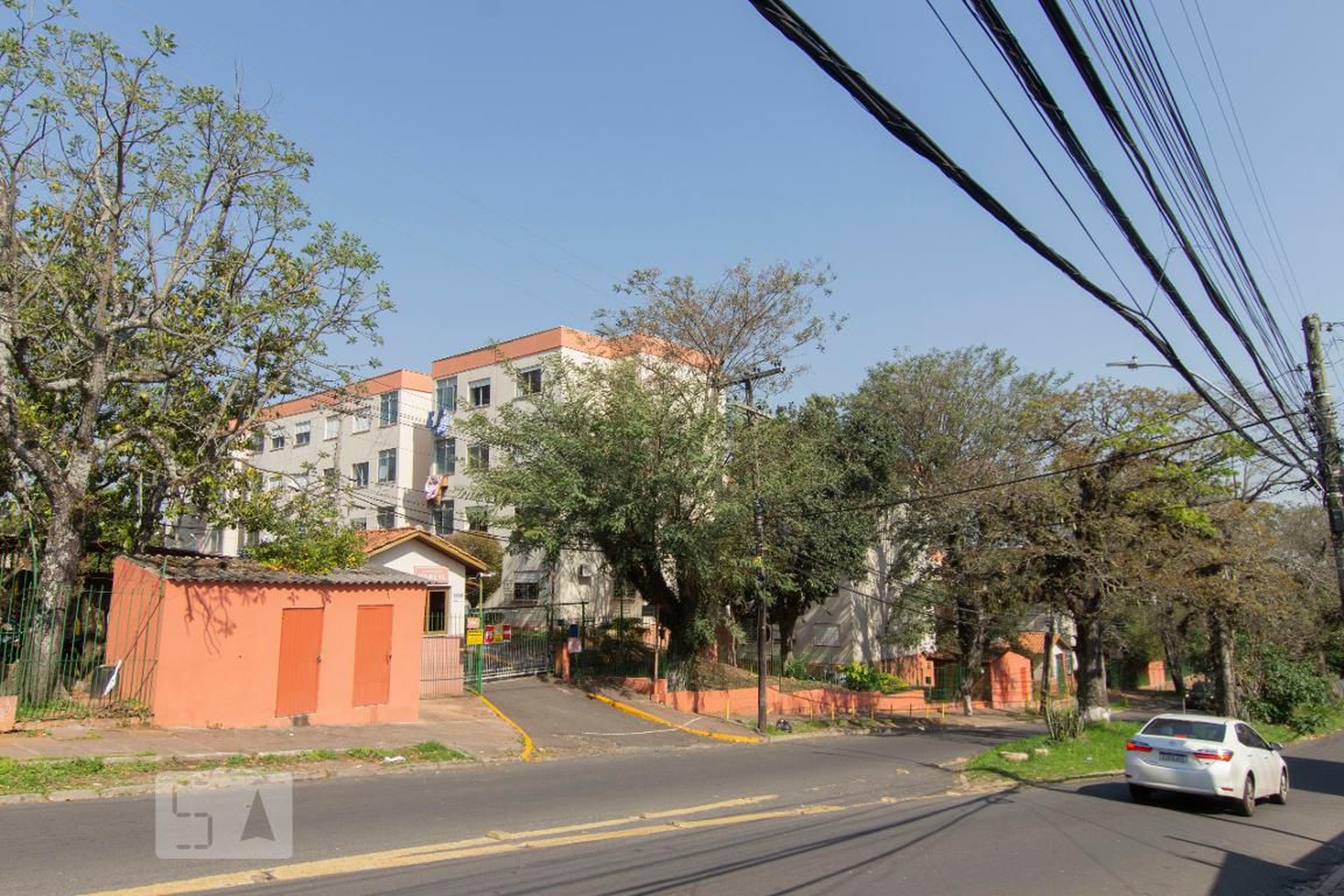 Fachada do Condomínio Condomínio Parete