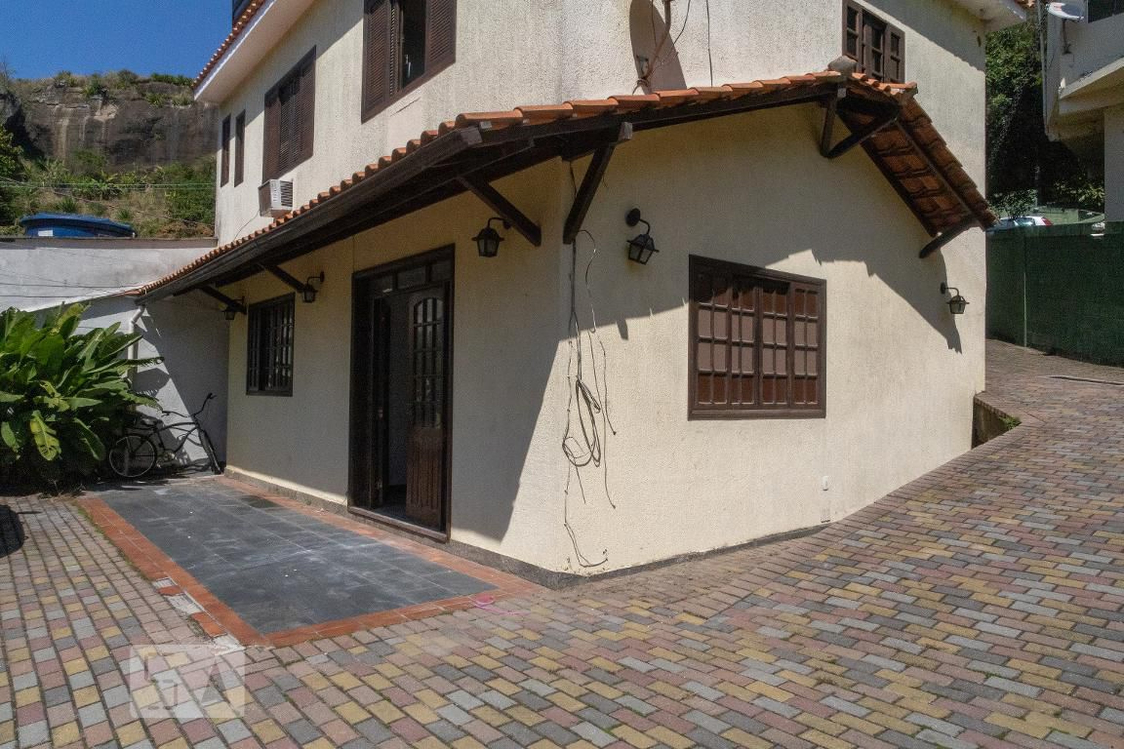 Fachada Condomínio Loft Caeté