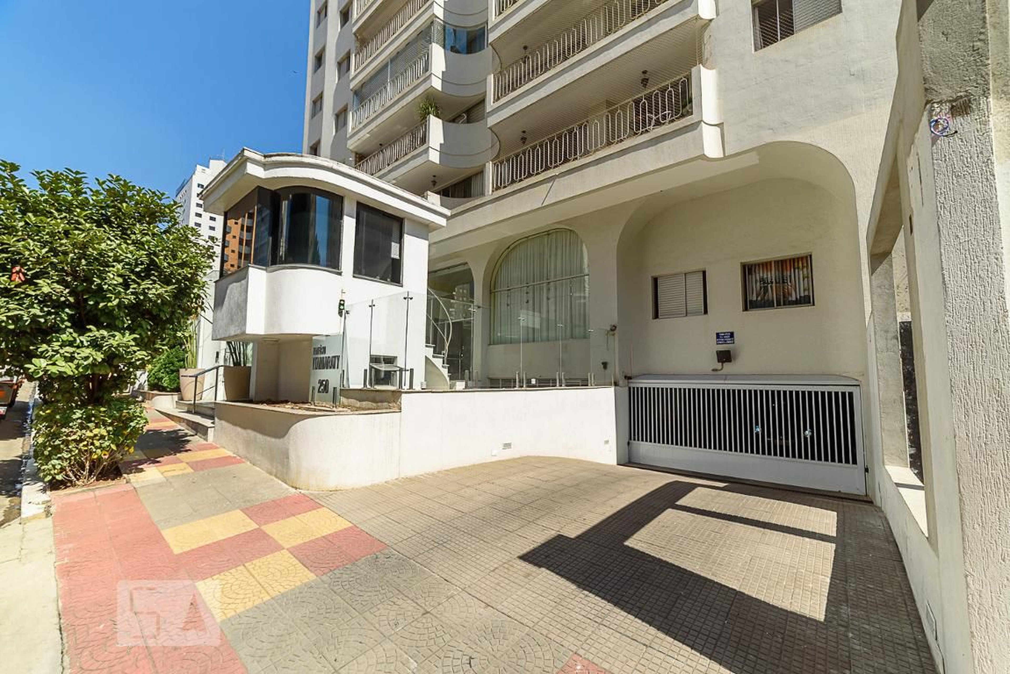 Fachada do Condomínio Condomínio em Rua José Benedetti, 250