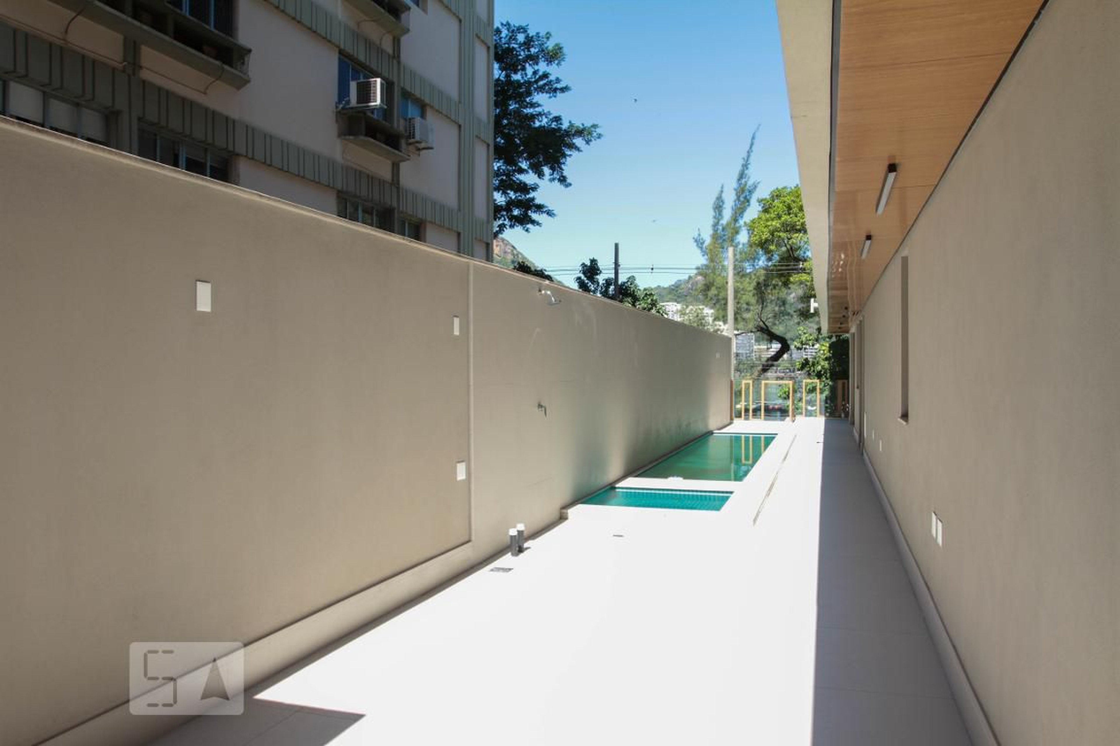 Piscina - Borges 3647