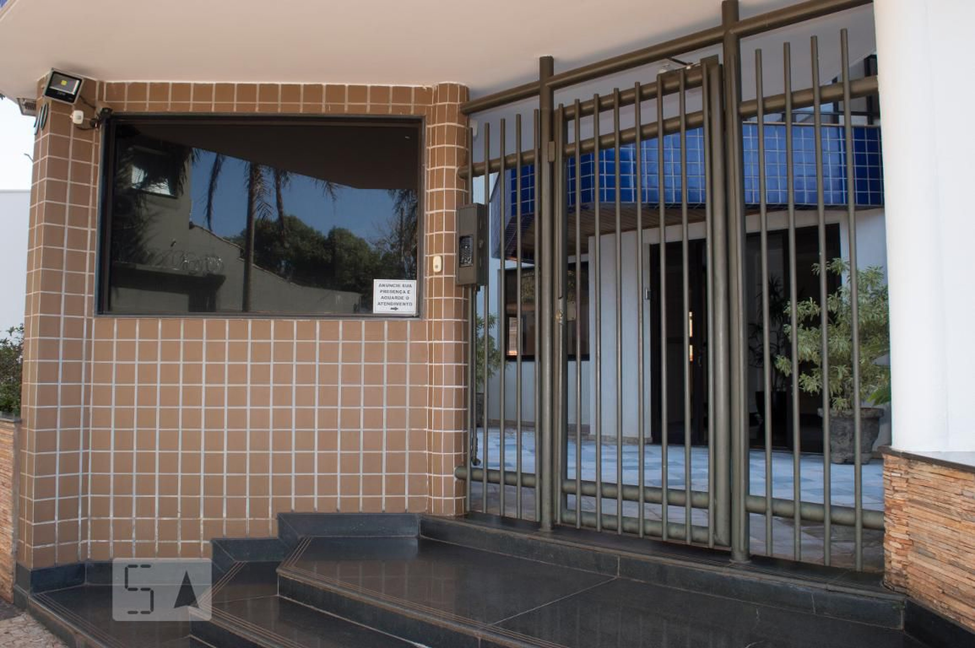 Entrada - Edifício Portal da Colina