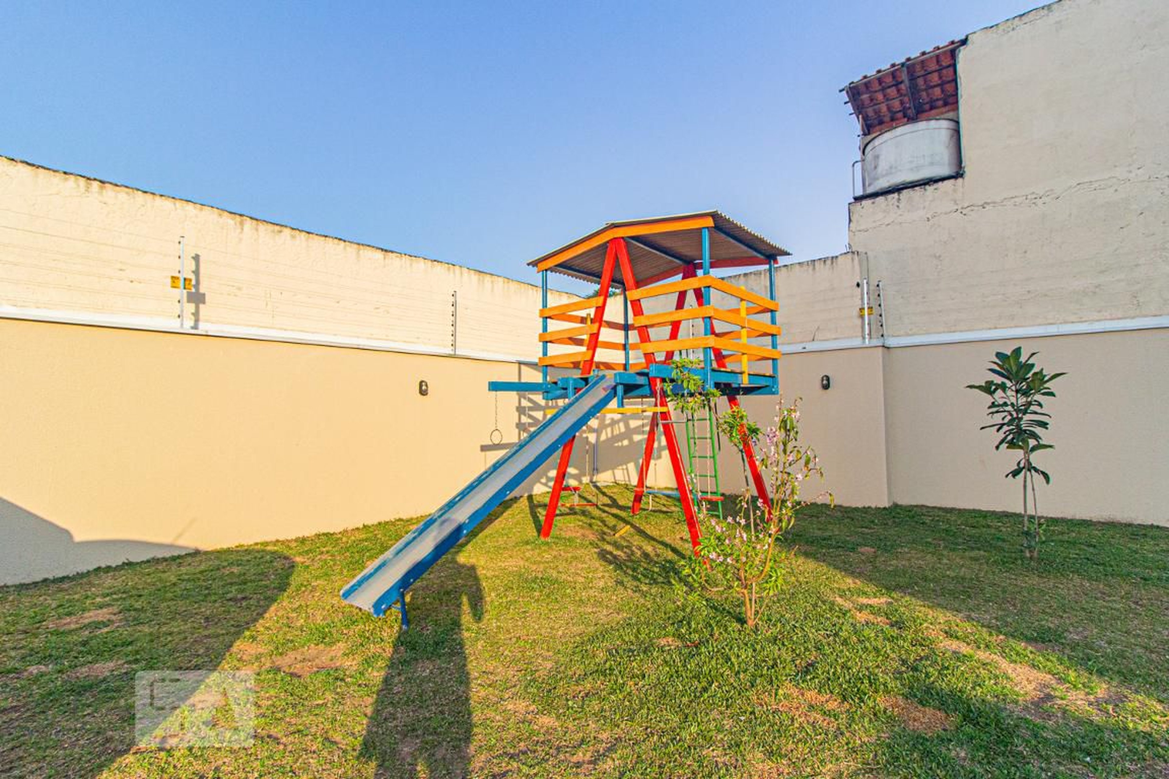 Playground - Residencial La Amistad