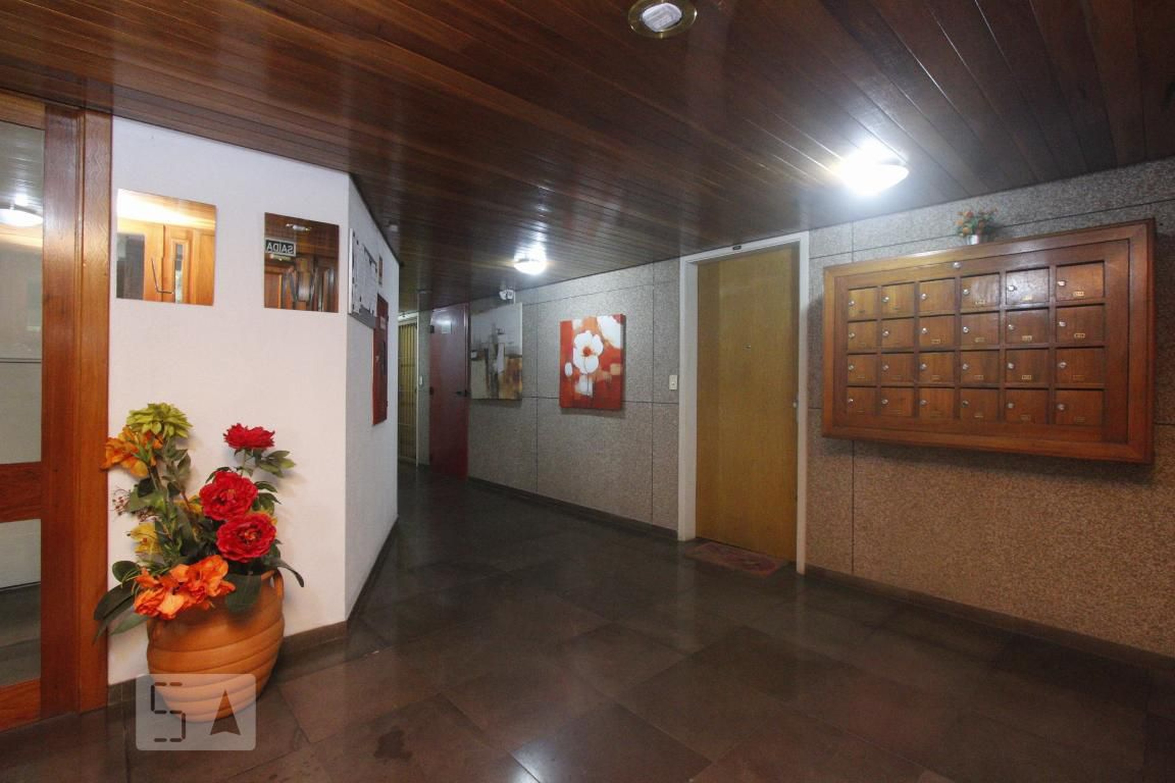 HALL DE ENTRADA - Edifício Silverstone