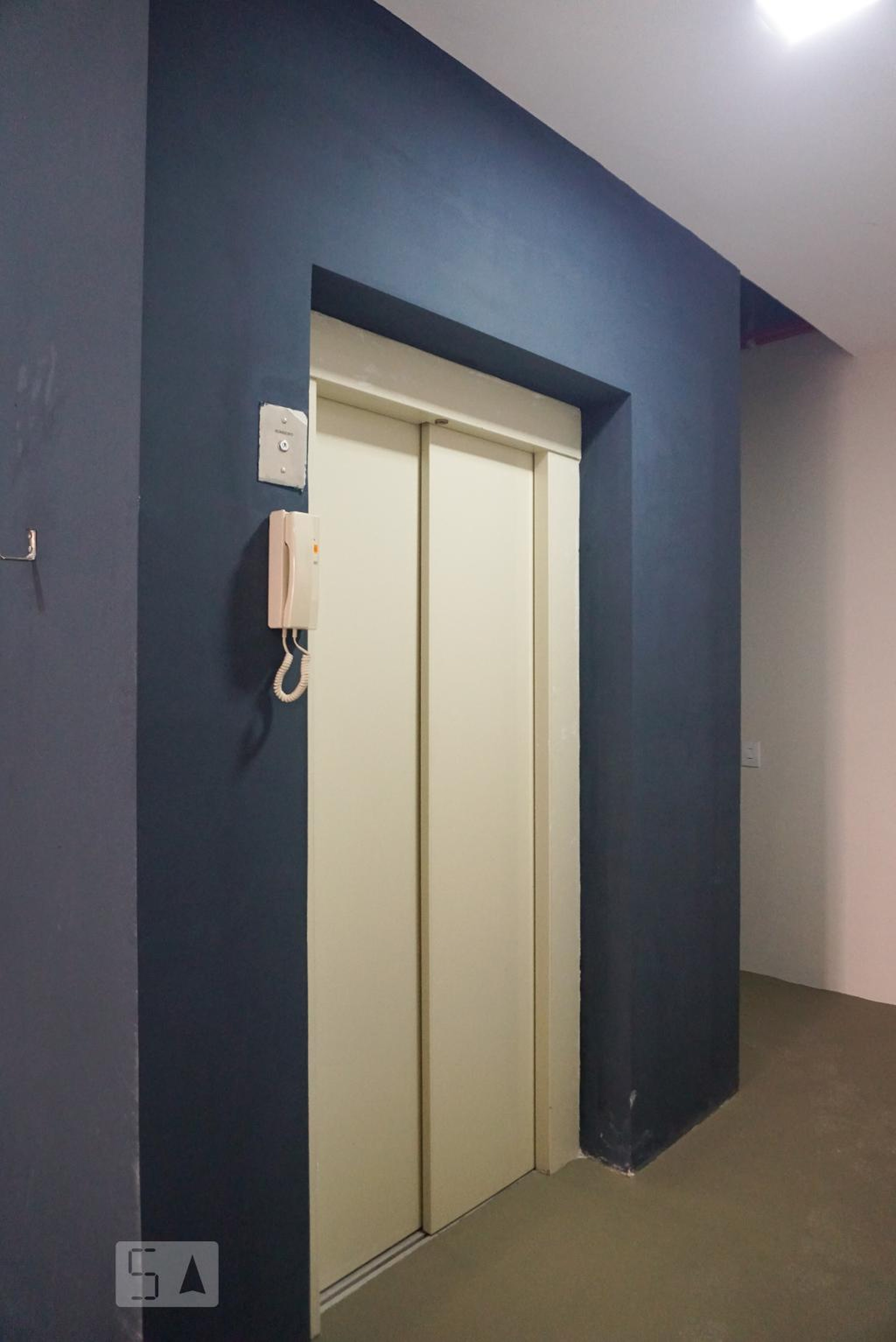 Elevador - Residencial Aníbal Cury