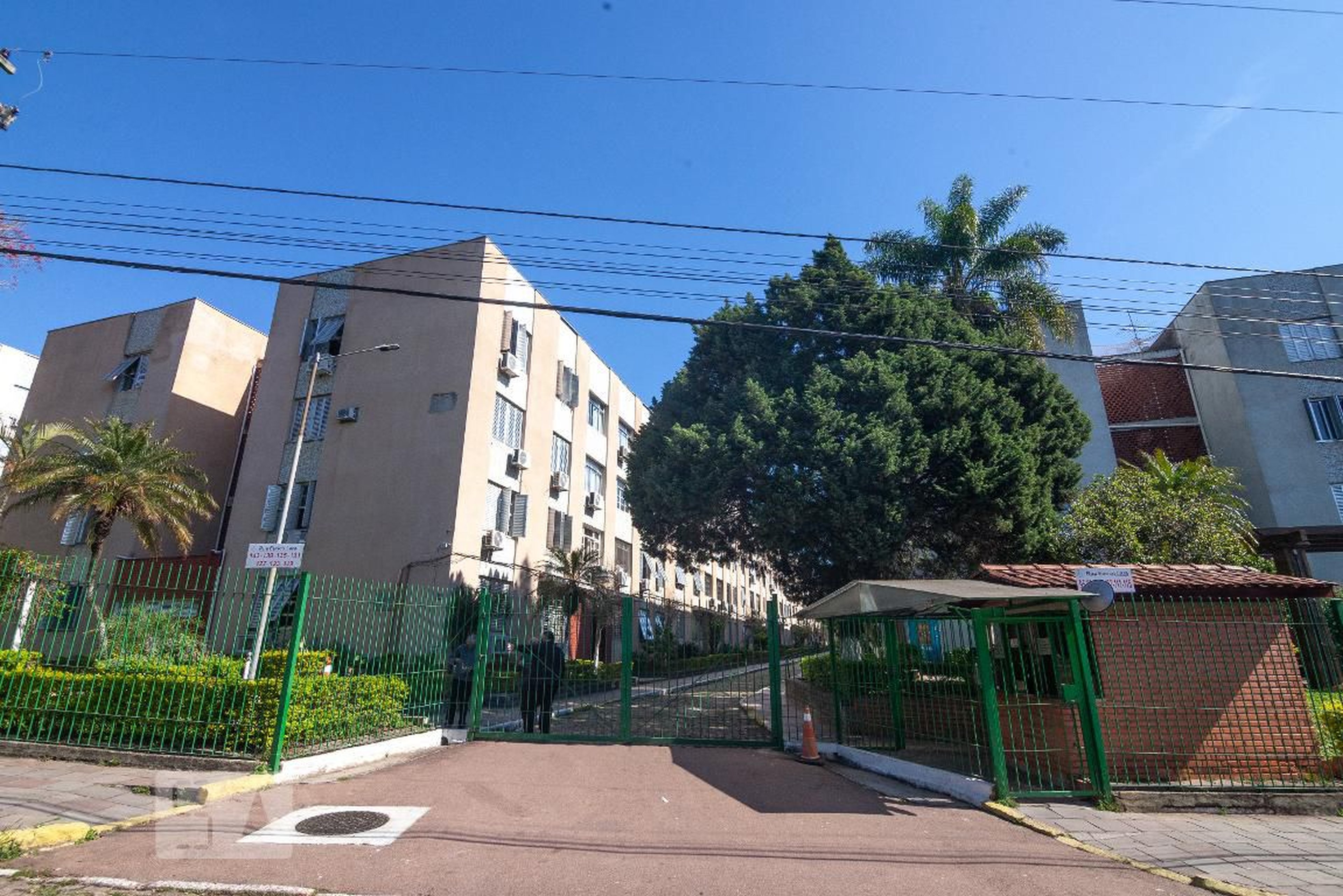 Fachada Condomínio em Rua Euríco Lara, 127