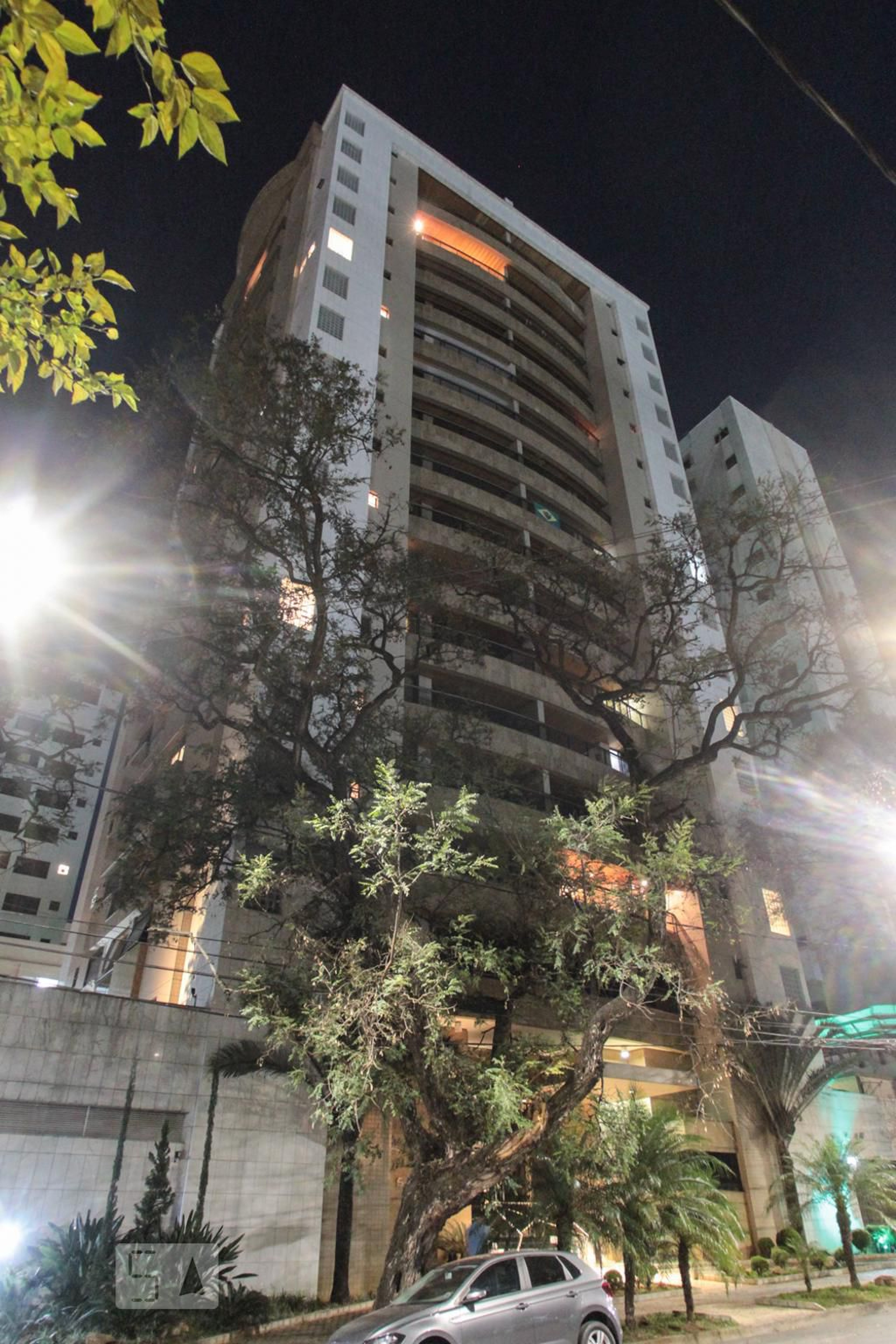 Fachada Condomínio em Rua dos Aimorés, 2255