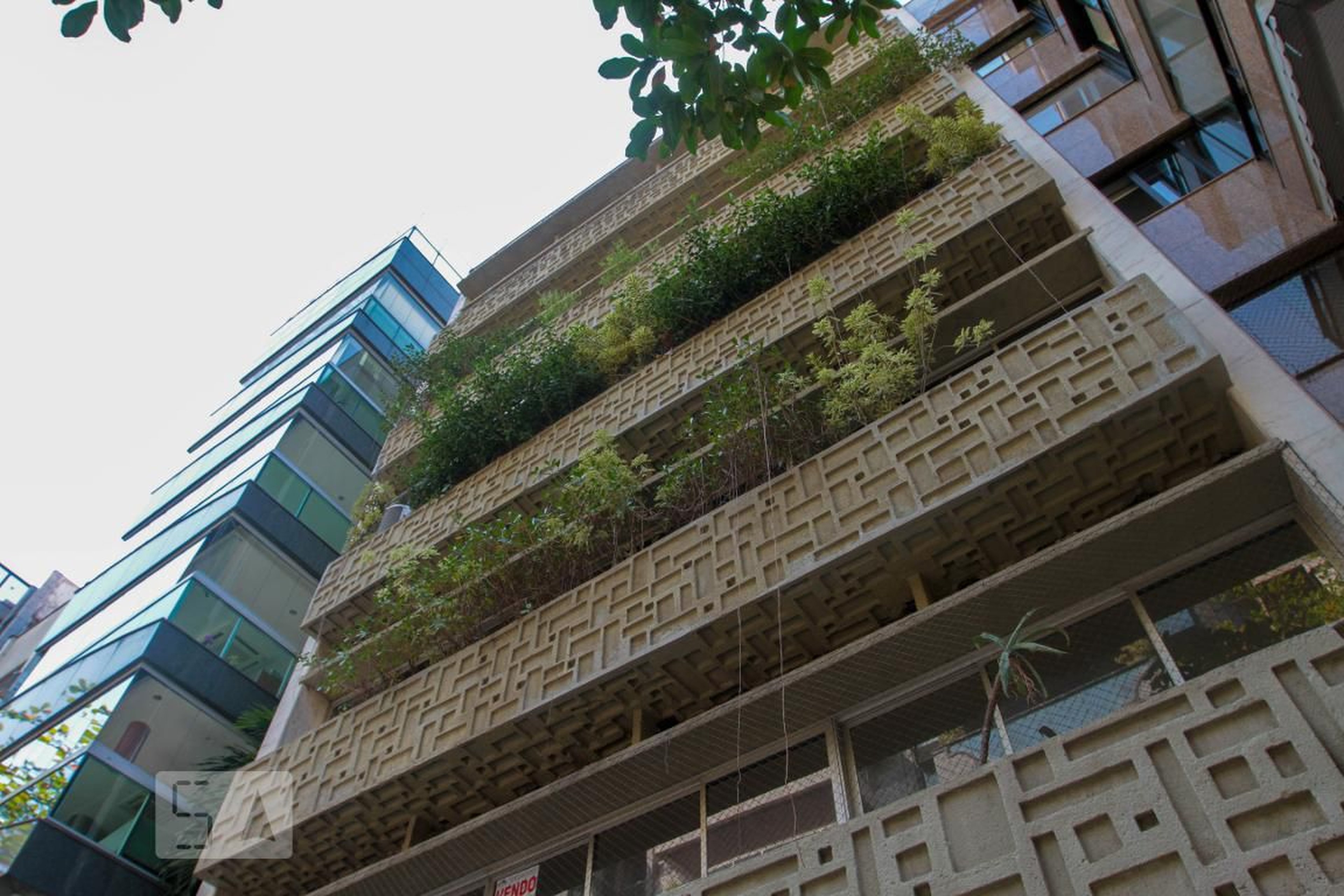 Fachada do Prédio Condomínio em Rua Rita Ludolf, 70