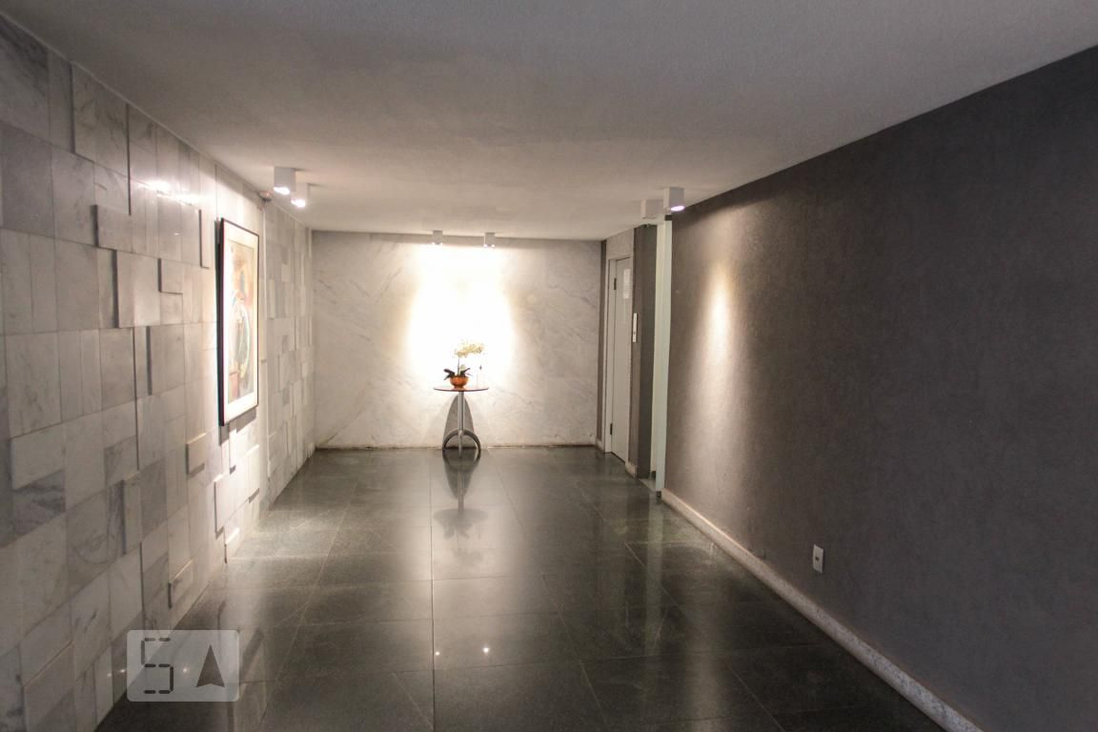 Hall de Entrada - Edifício Claudia