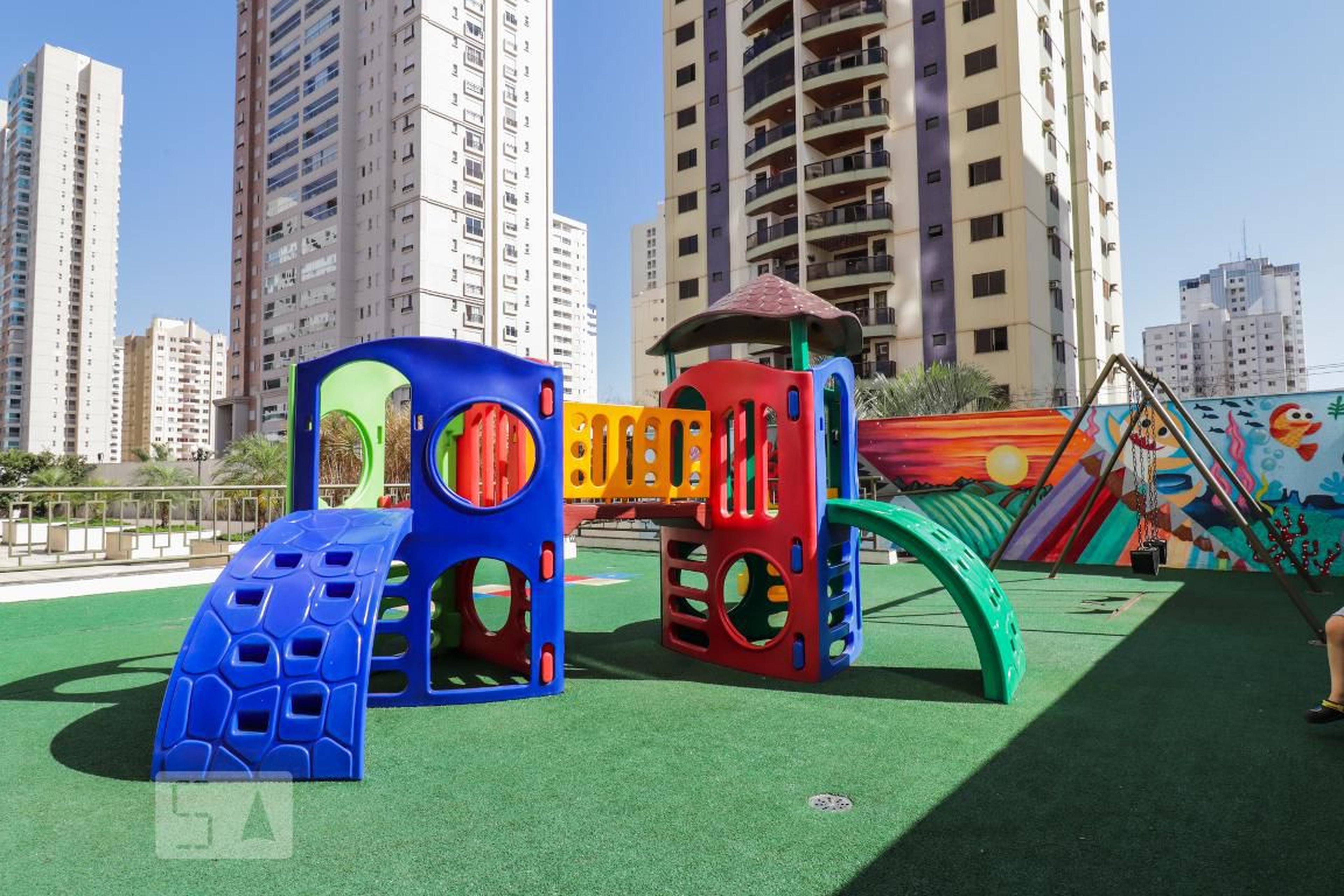 Playground - Borges Landeiro Olympus