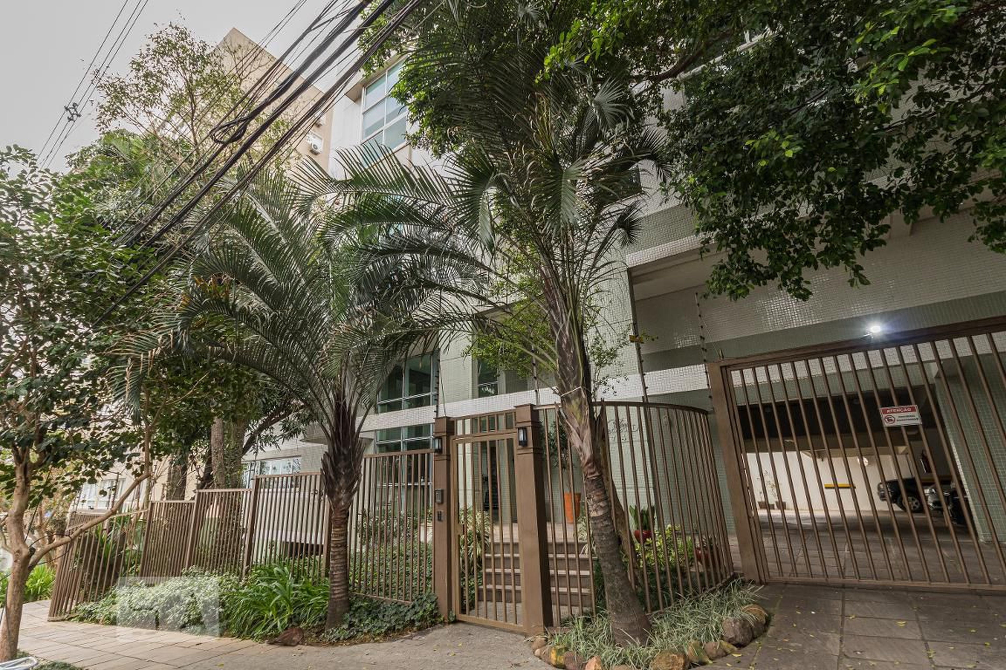 Fachada do Prédio Condomínio Chateau Chambord