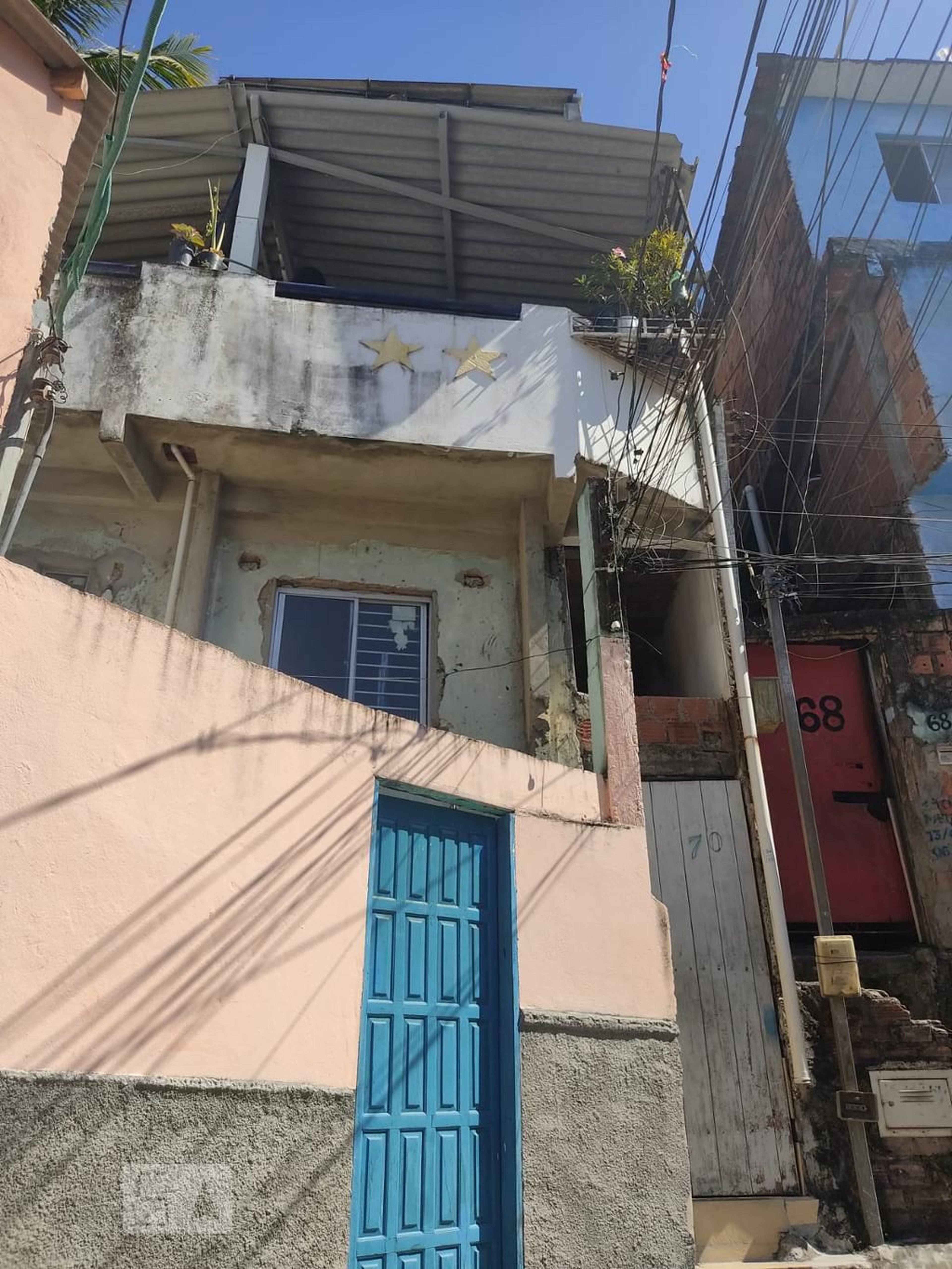 Fachada Condomínio em Rua do Cascalho, 70