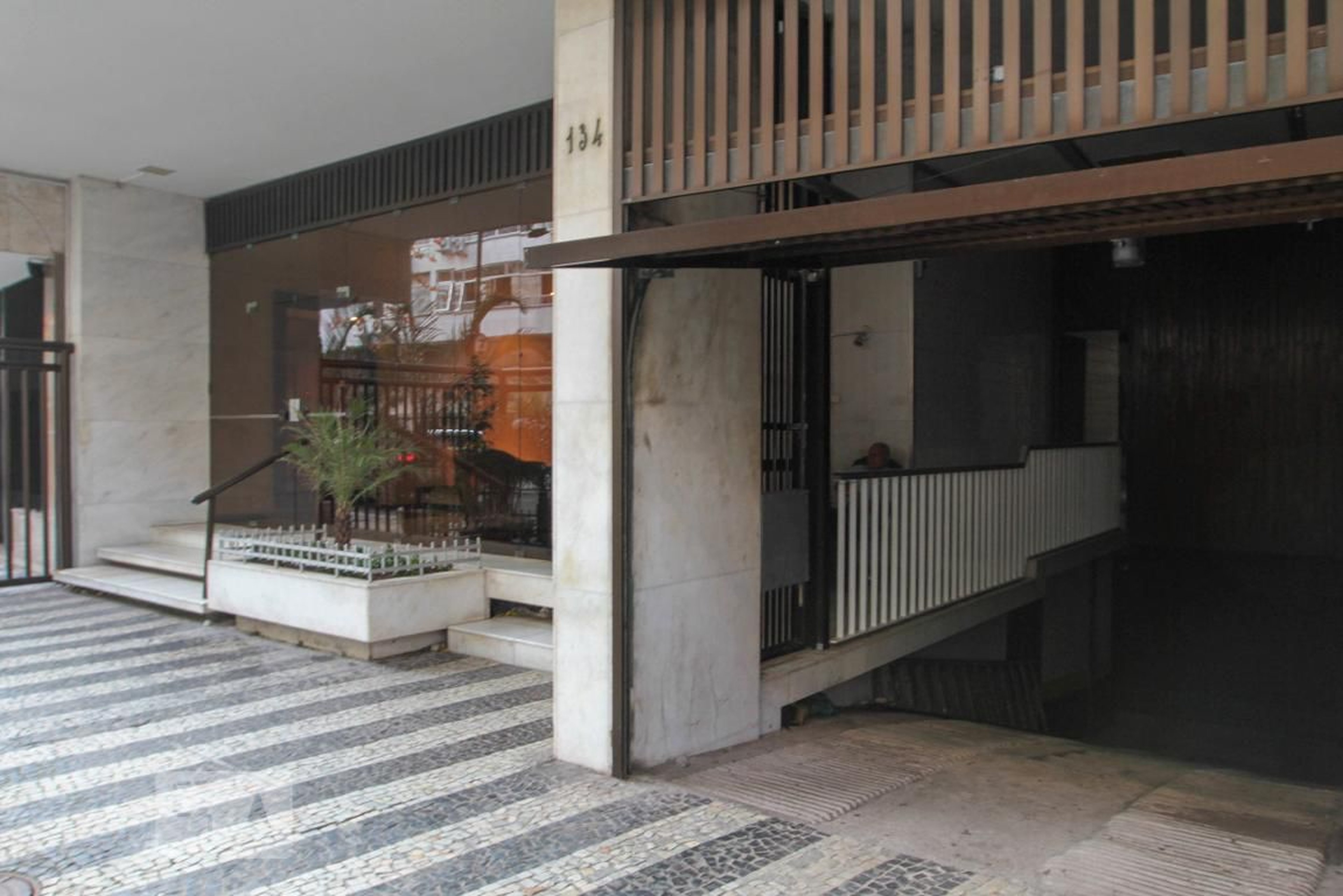 Entrada do Prédio - Macedônia