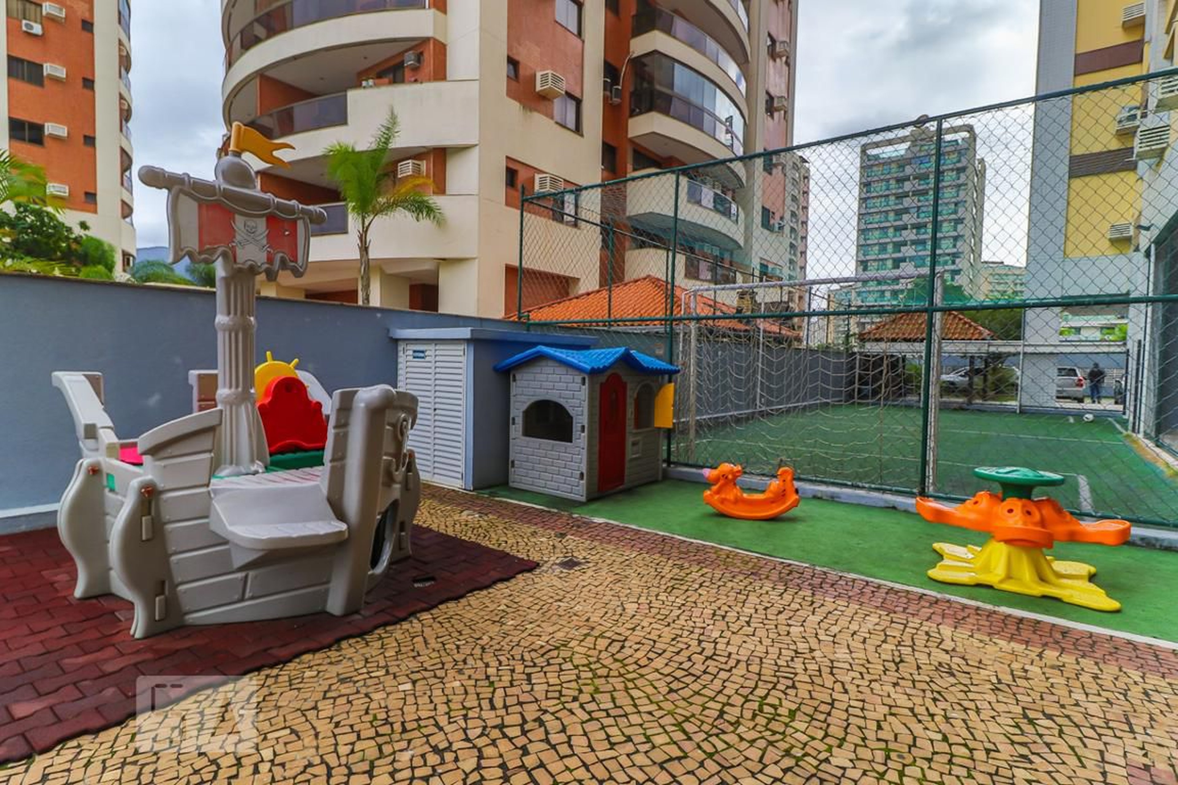 Playground - Cope Barra