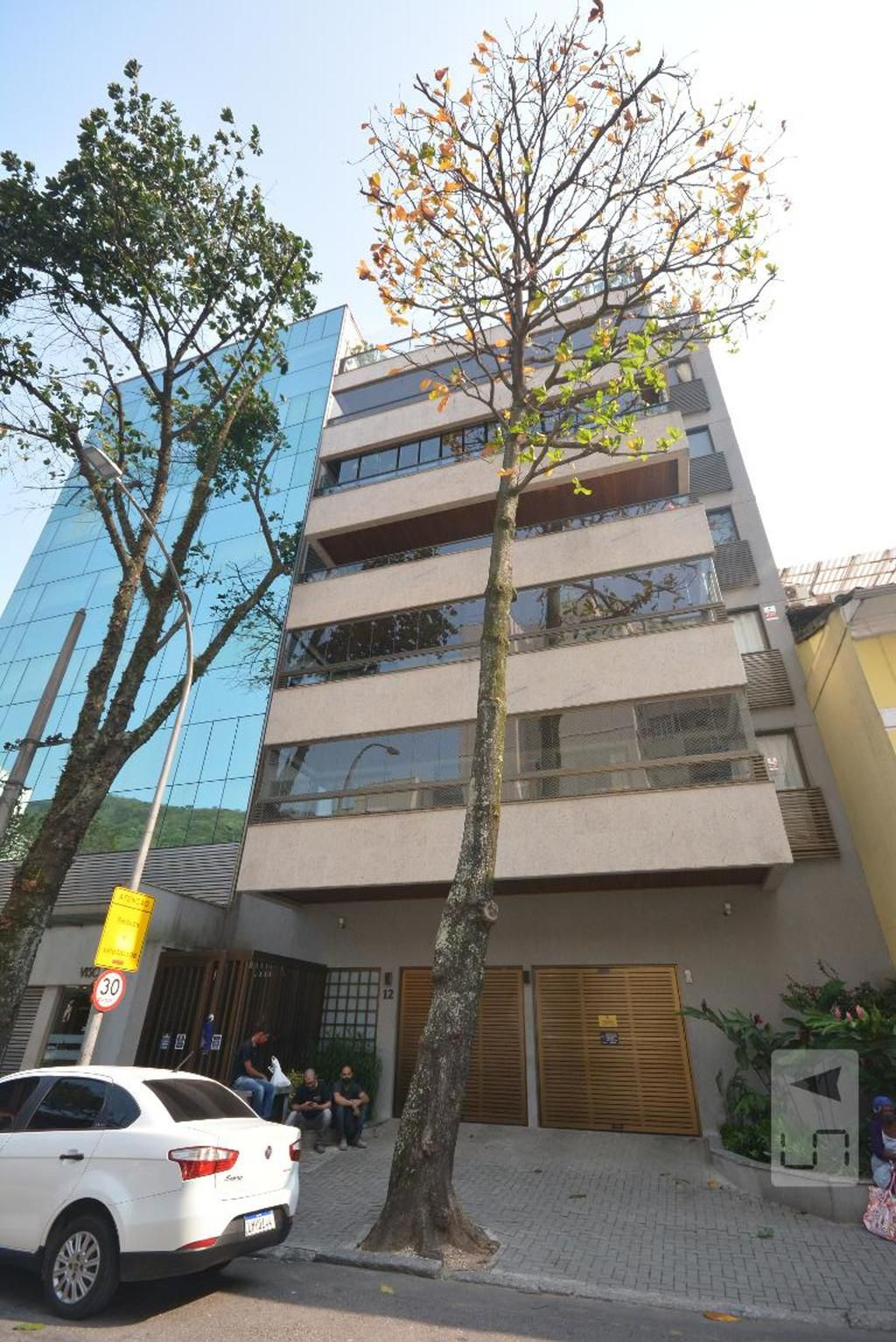 Fachada do Prédio Condomínio Caravelle