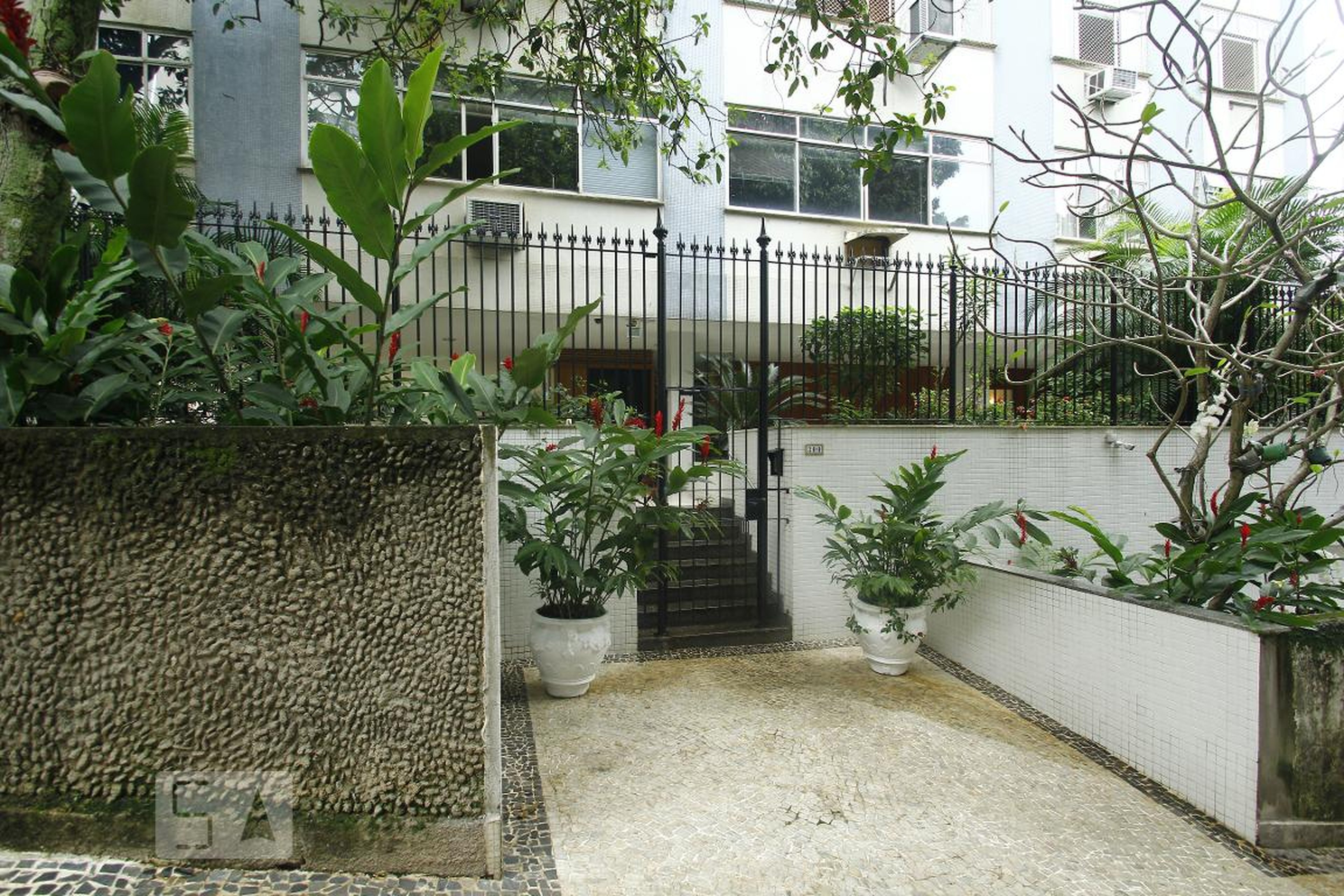 Entrada - Edifício Flamboyant