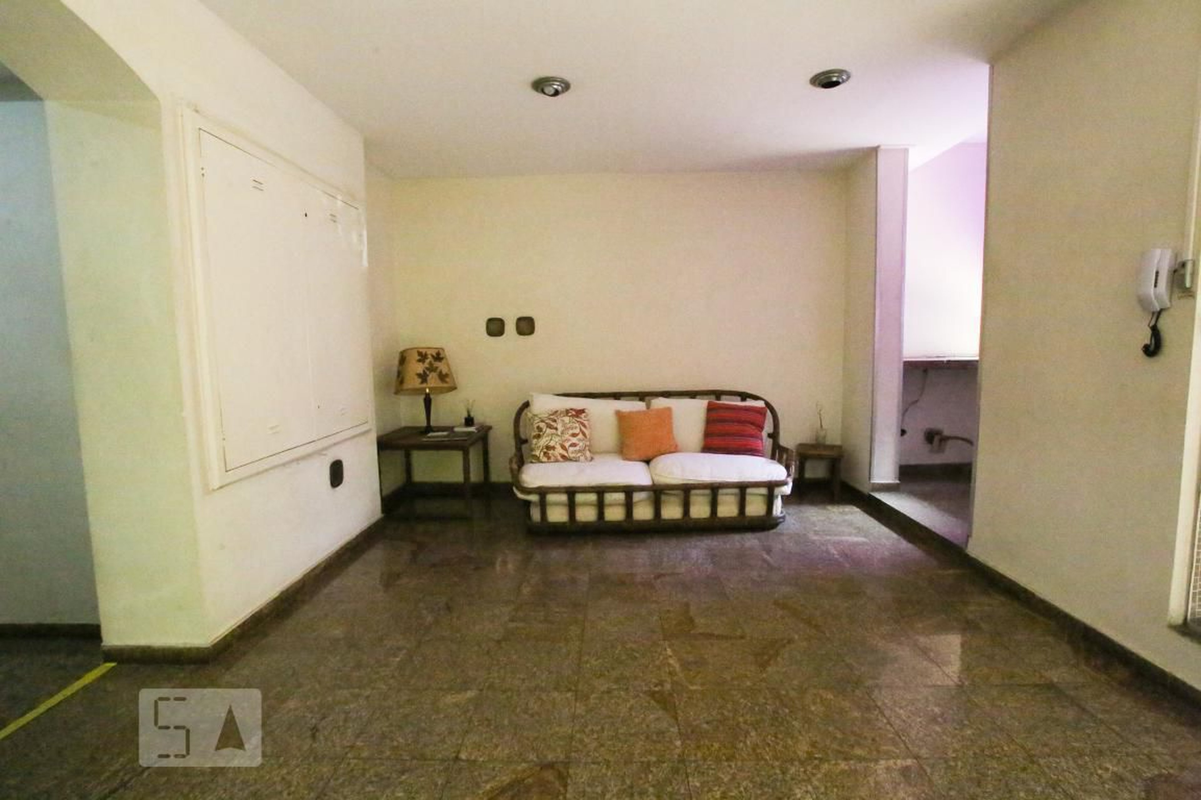 Hall de entrada - Edifício Fernanda