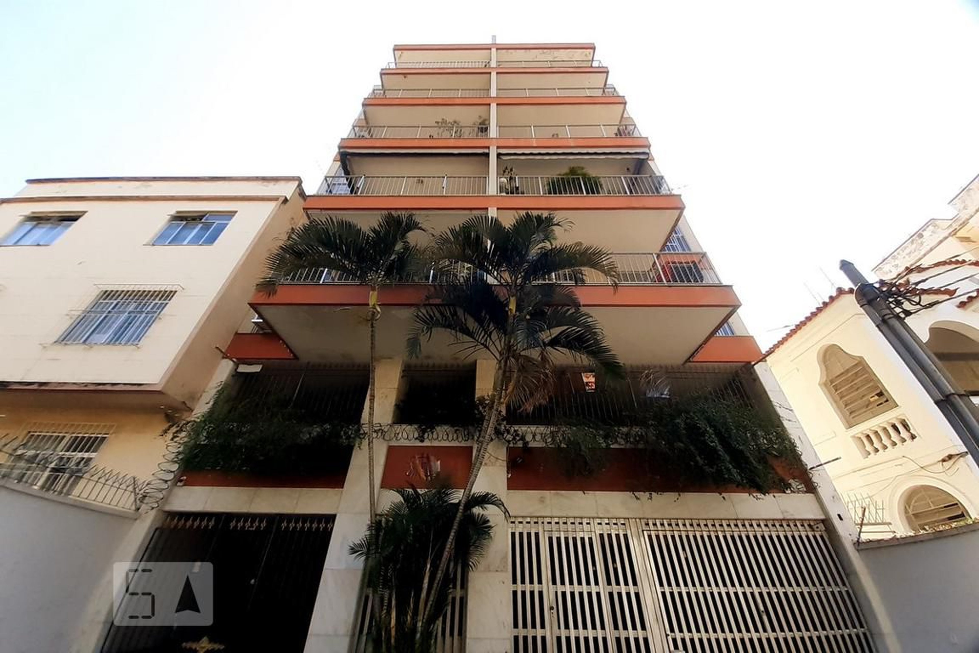 Fachada Condomínio em Rua Grão Pará, 402