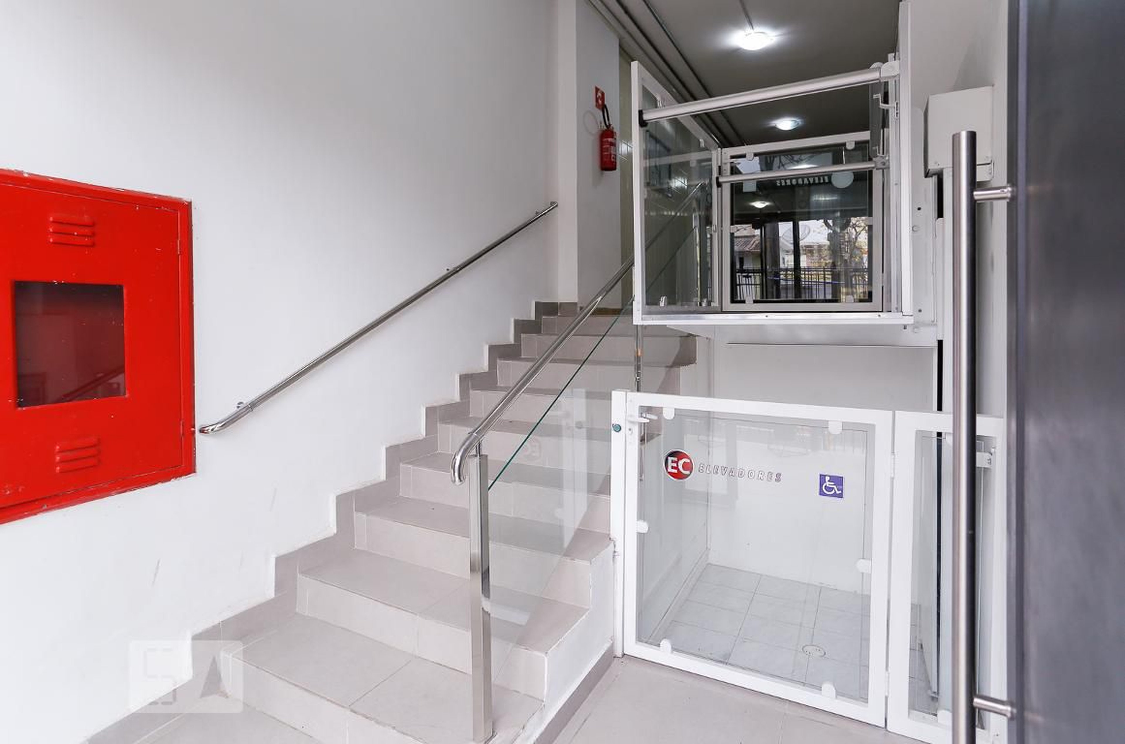 Hall Entrada - São João / São Miguel