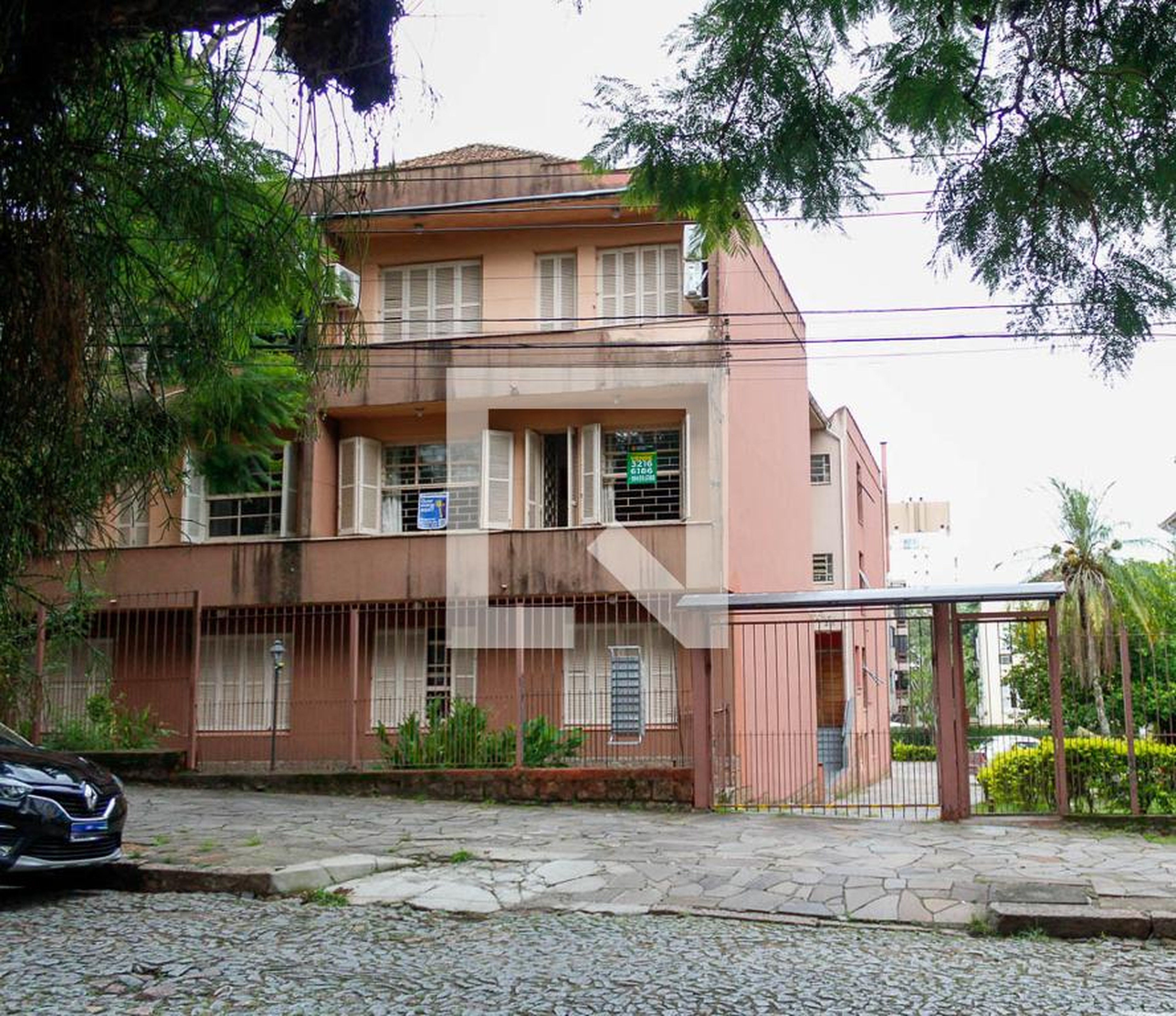 Fachada do Prédio Condomínio em Rua Professor Langendonck, 95