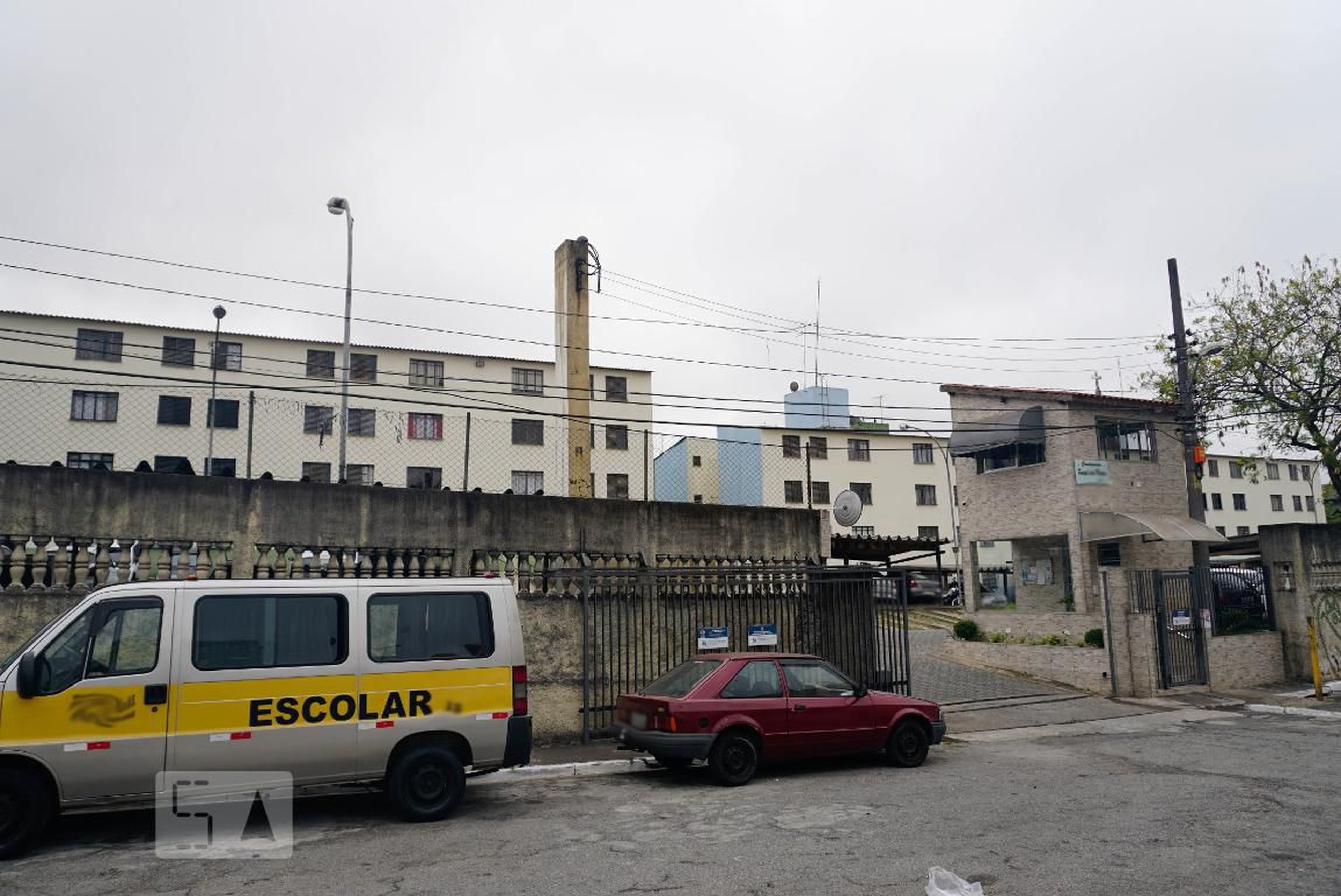 Fachada do Condomínio Condomínio em Rua Davi Banderali, 417