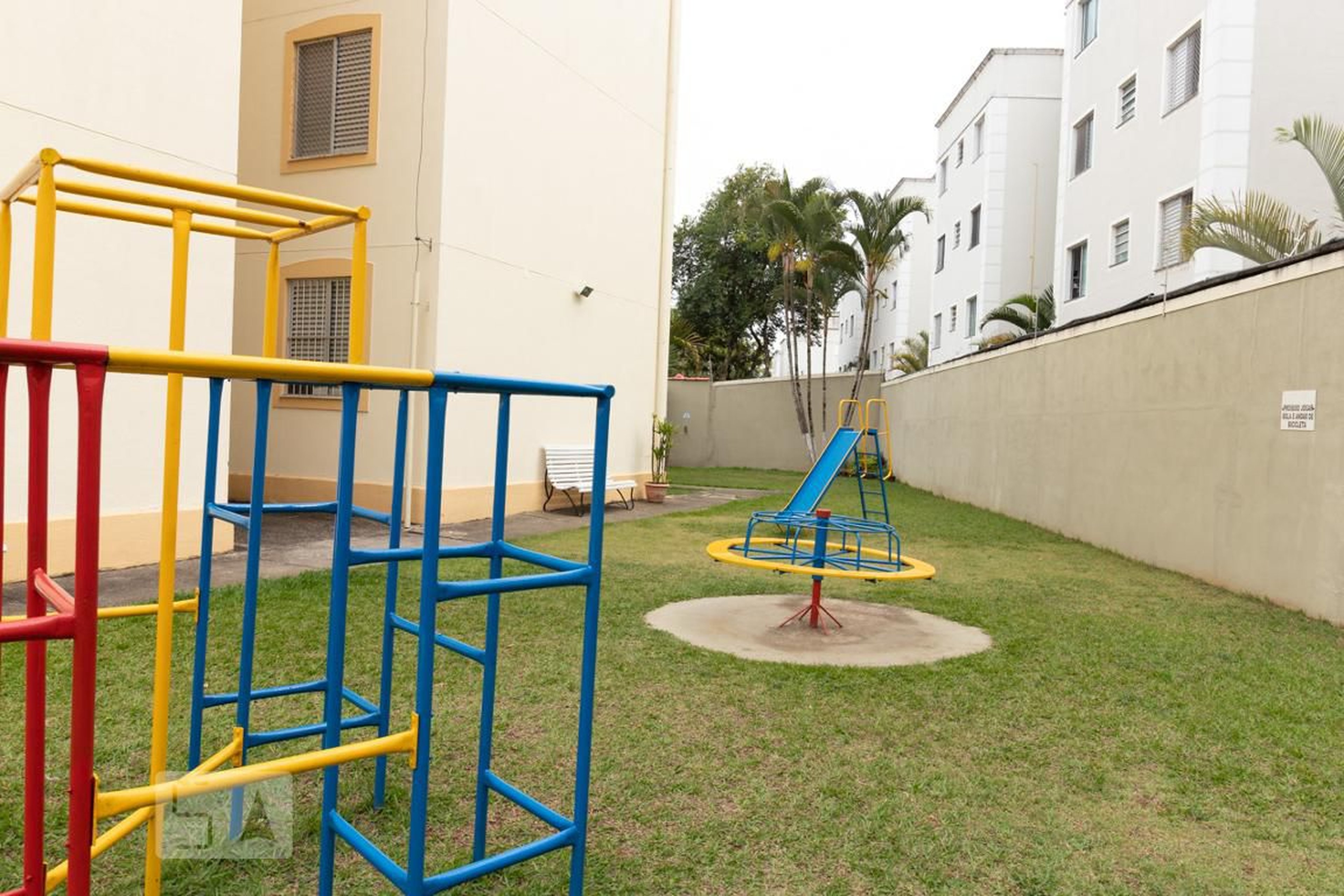 Playground - Chateau Lanson