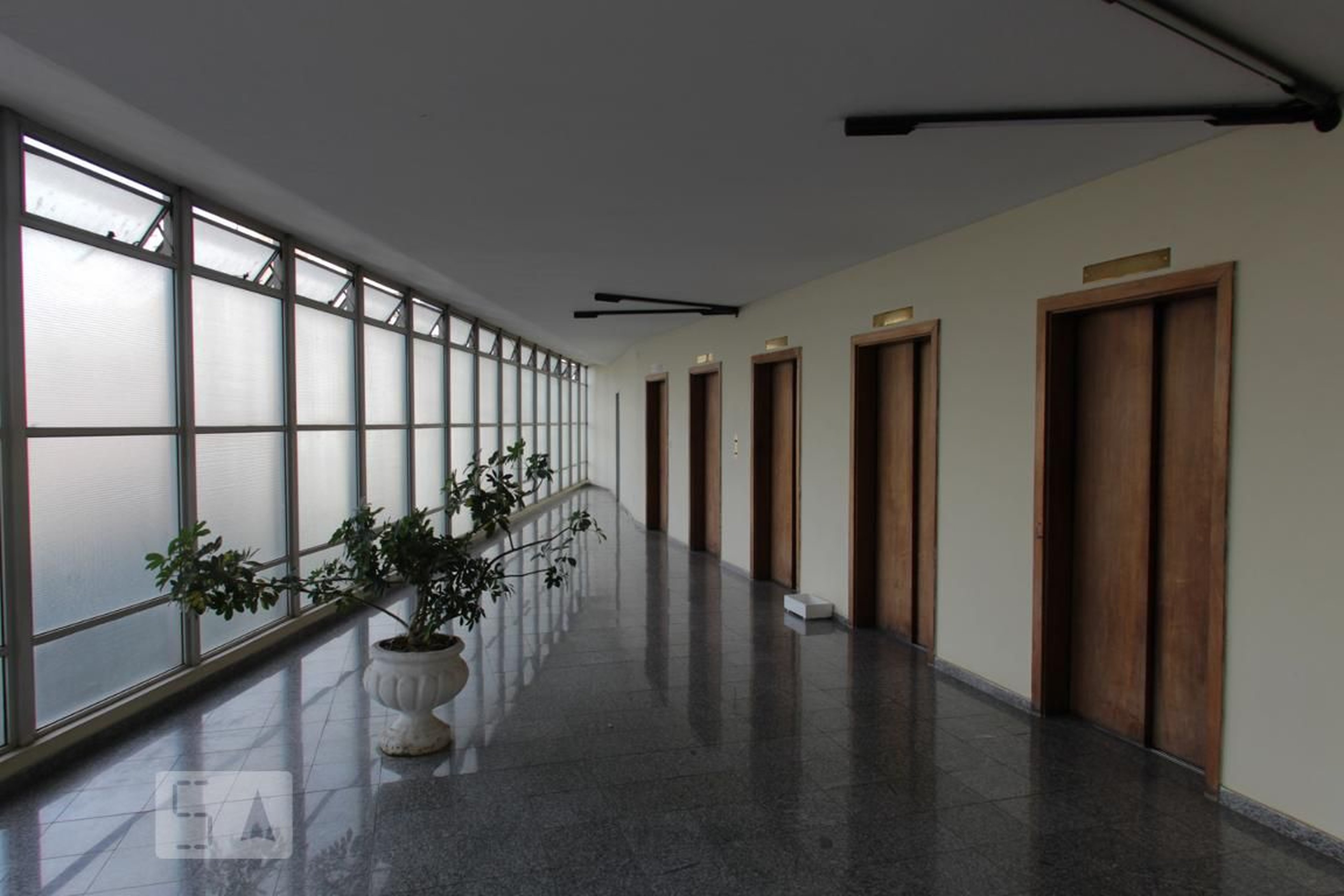 Elevador - Edifício JK (Bloco A)