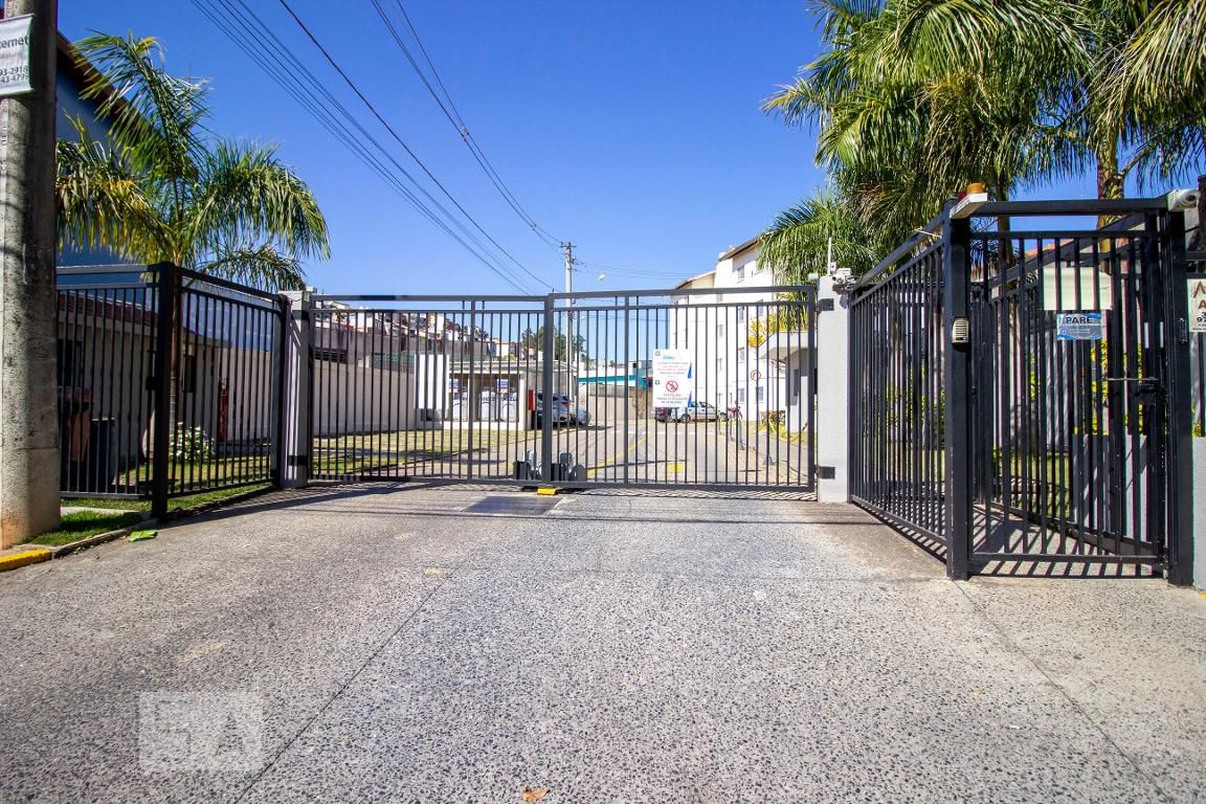 Fachada do Condomínio Condomínio Ecovida Anhanguera