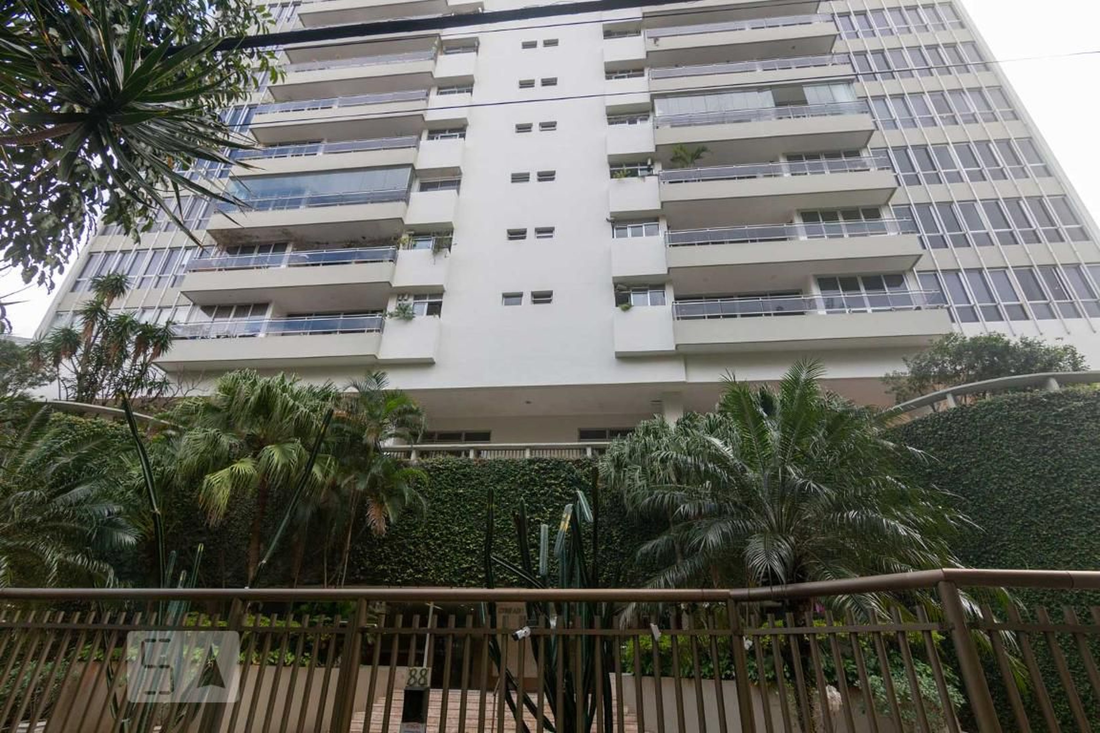 Fachada do Condomínio Condomínio Conrado Niemeyer