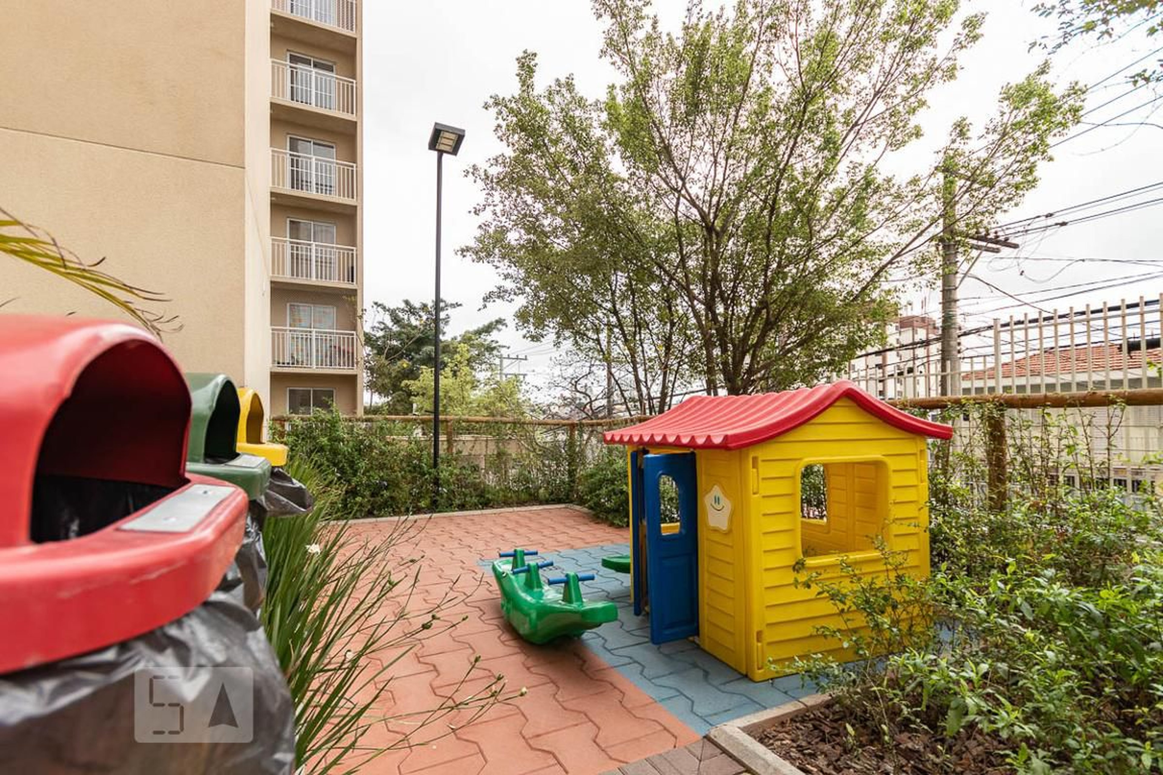 Playground - Plano & Plano Penha - Manuel Leiroz III