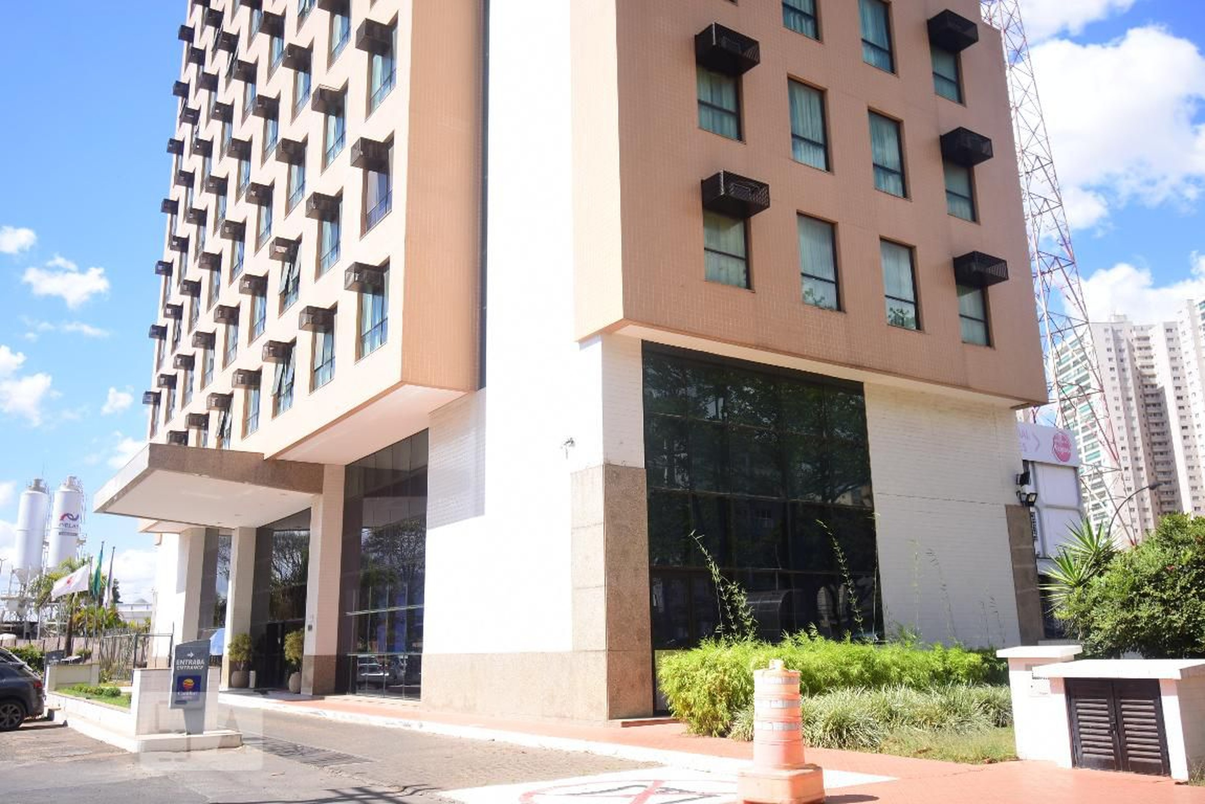 Fachada Condomínio em Setor Hoteleiro, 0
