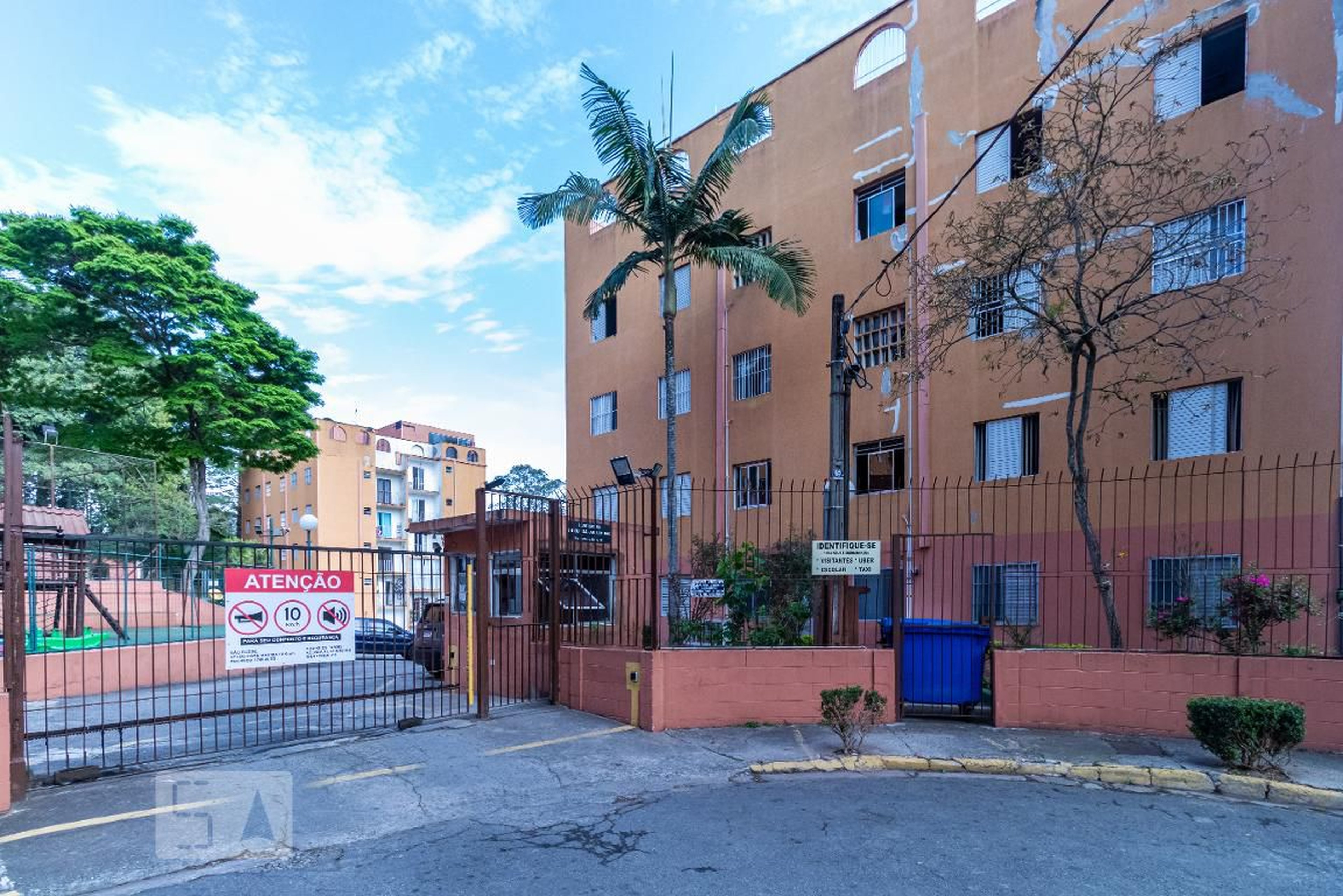 Fachada do Condomínio Residencial Bosque das Araucárias