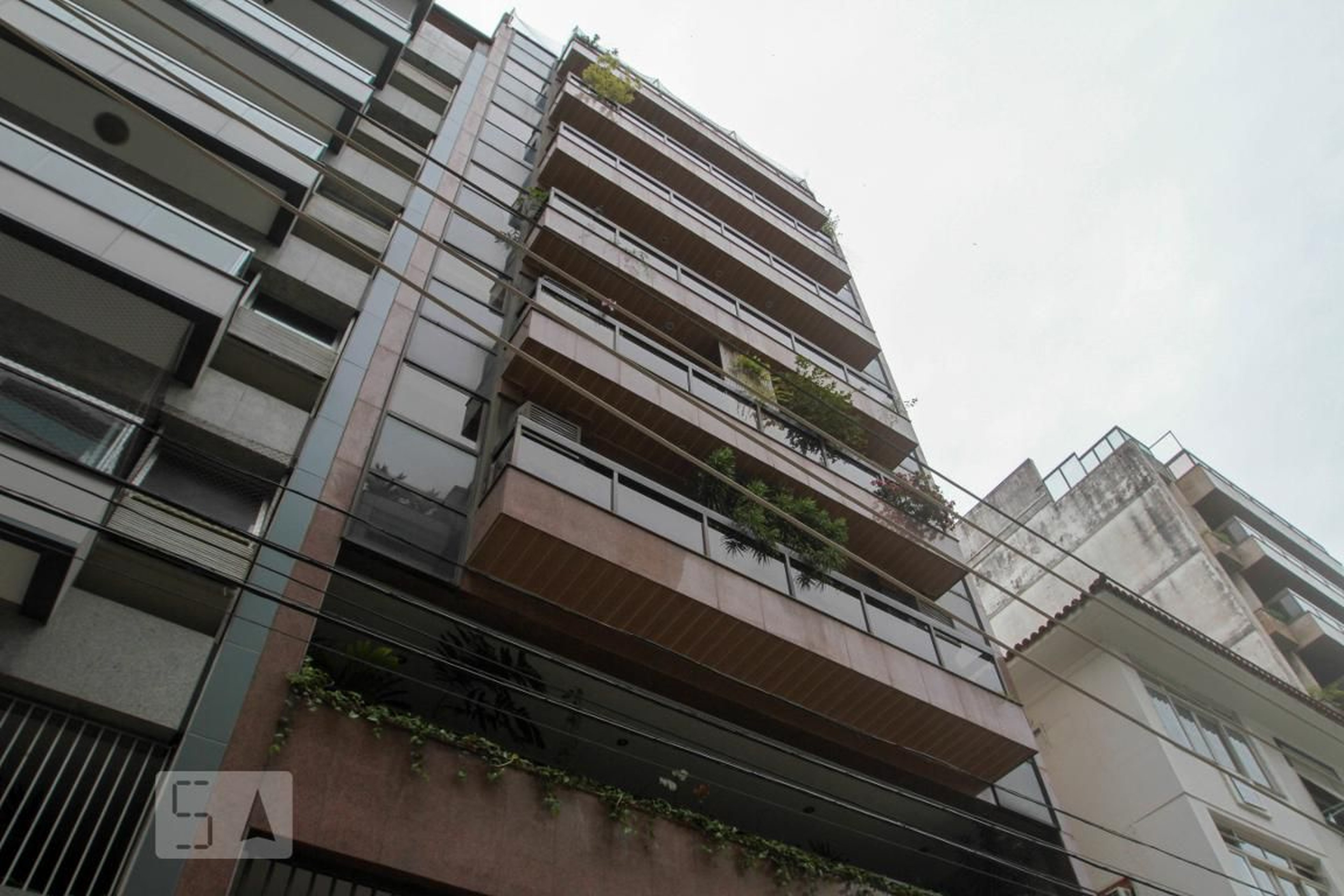 Fachada do Prédio Condomínio em Rua João de Barros, 154