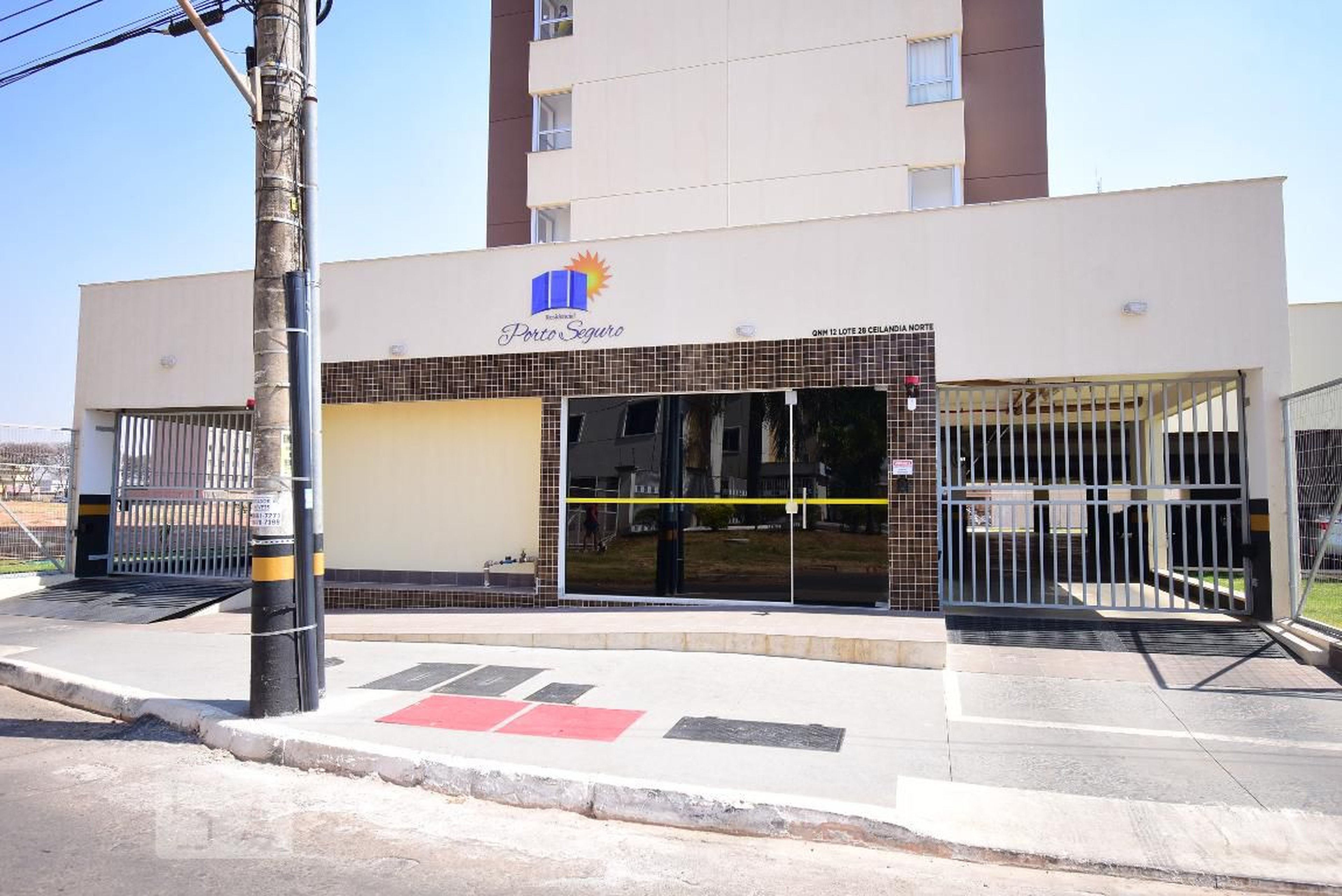 Fachada Condomínio Porto seguro