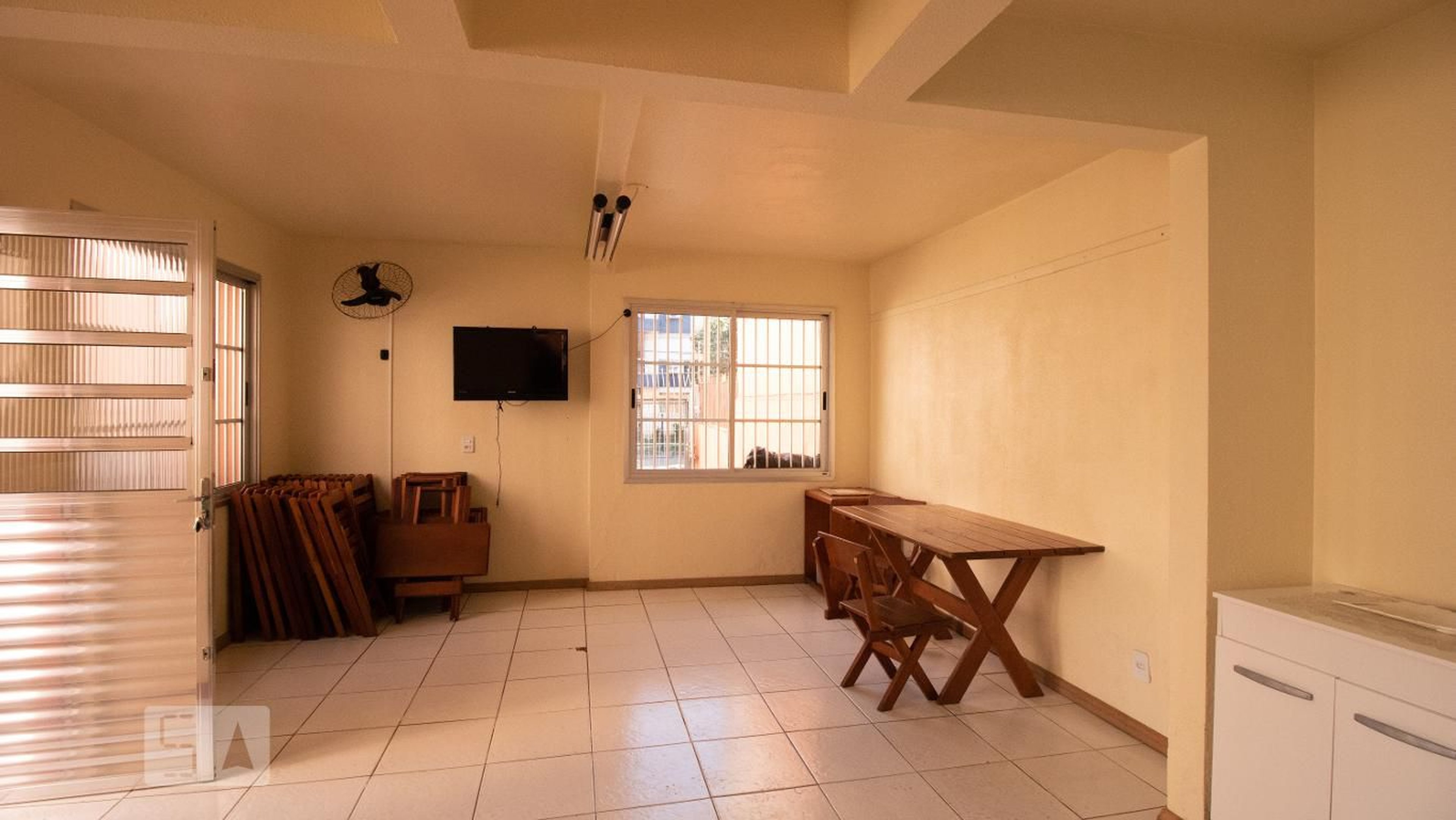 Salao de Festa - Violeta