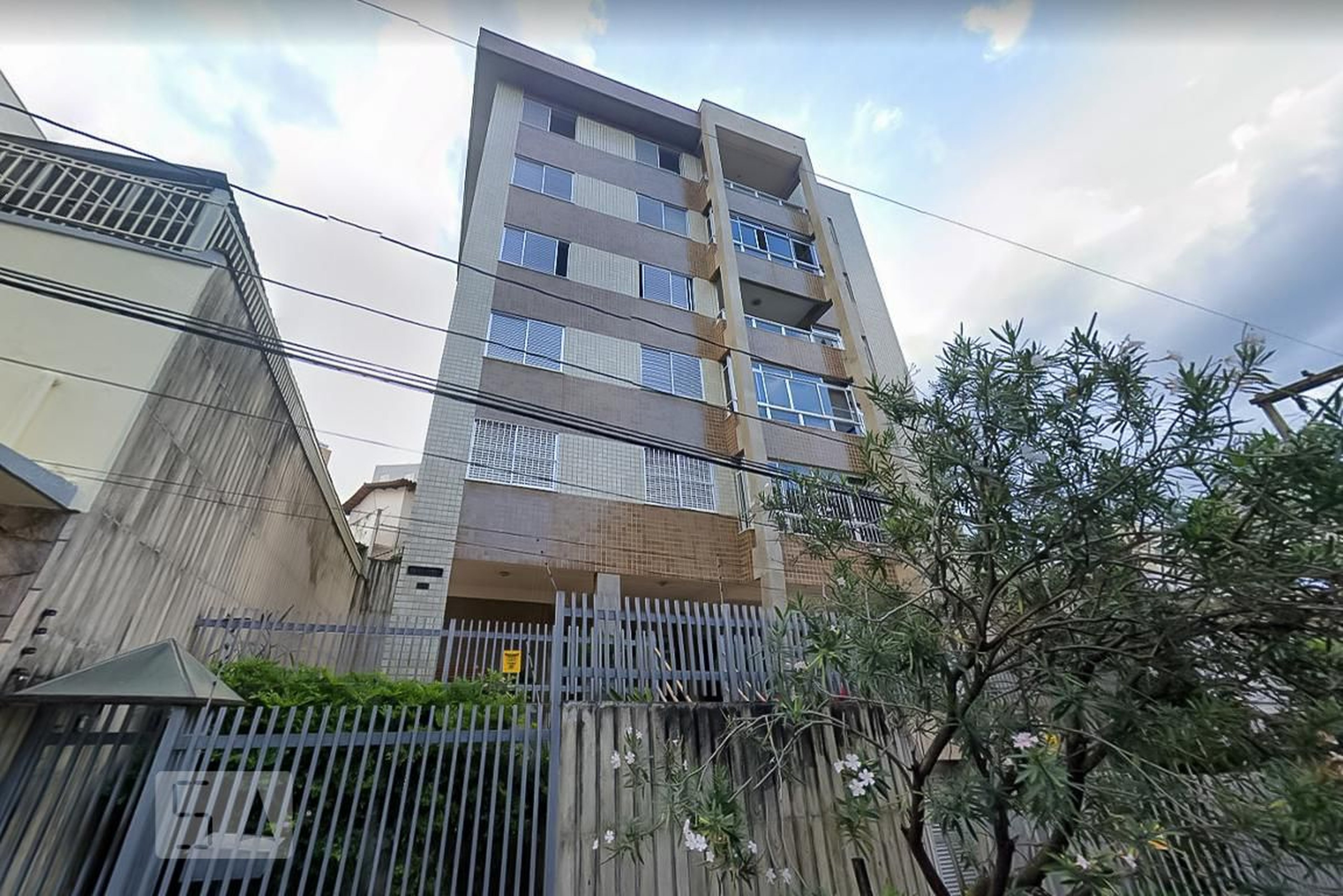 Fachada Condomínio em Rua José Ribeiro, 128