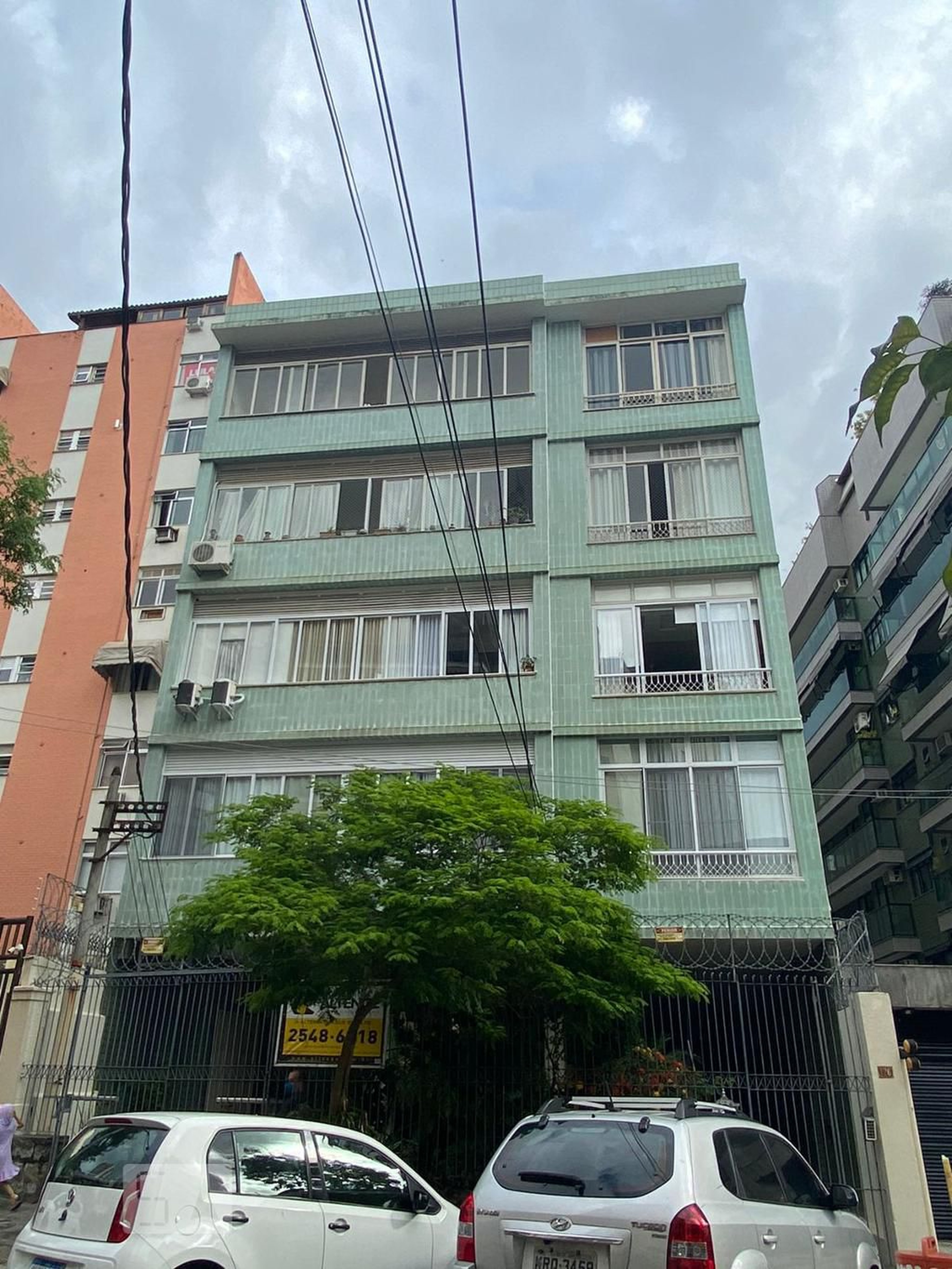 Fachada Condomínio em Rua Clóvis Bevilaqua, 126