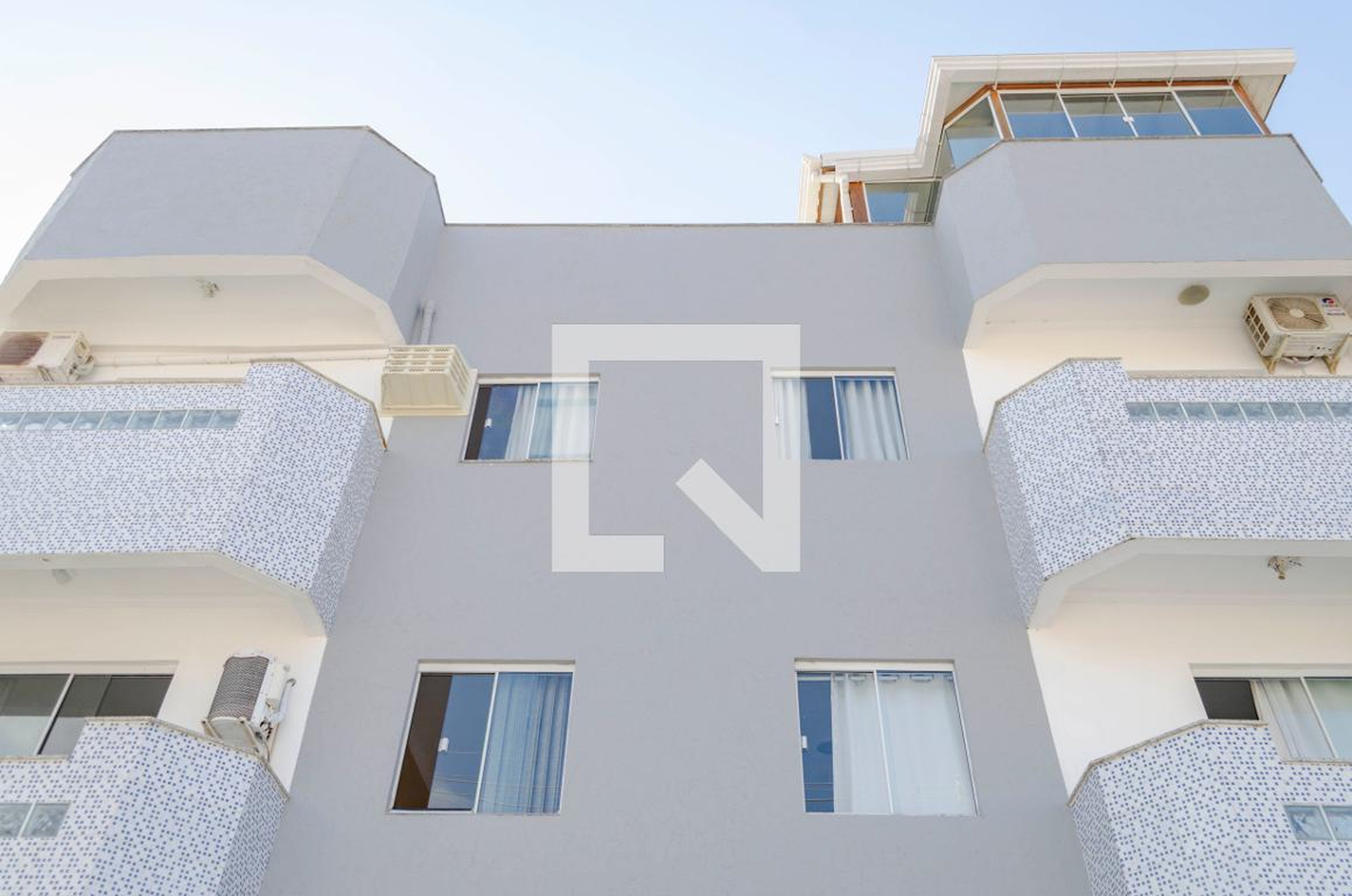 Fachada Residencial Aguas Verdes