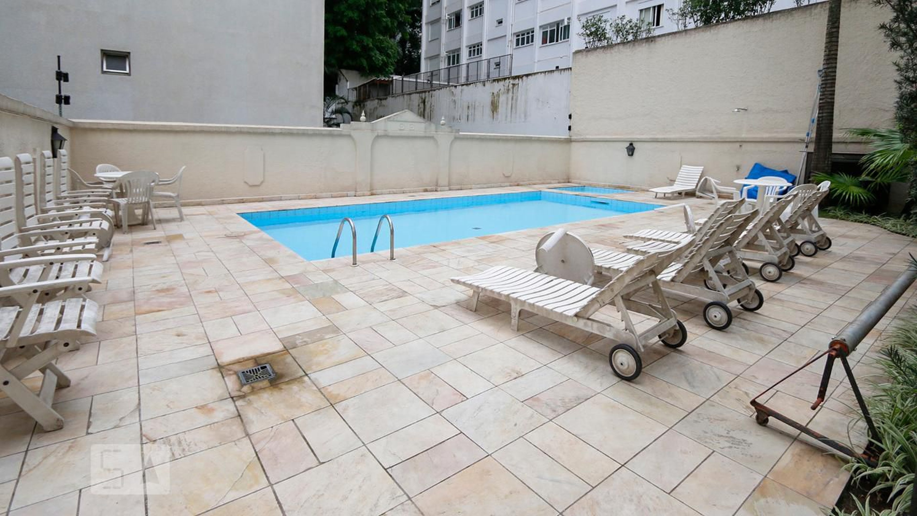 Piscina - Mansão Rugendas