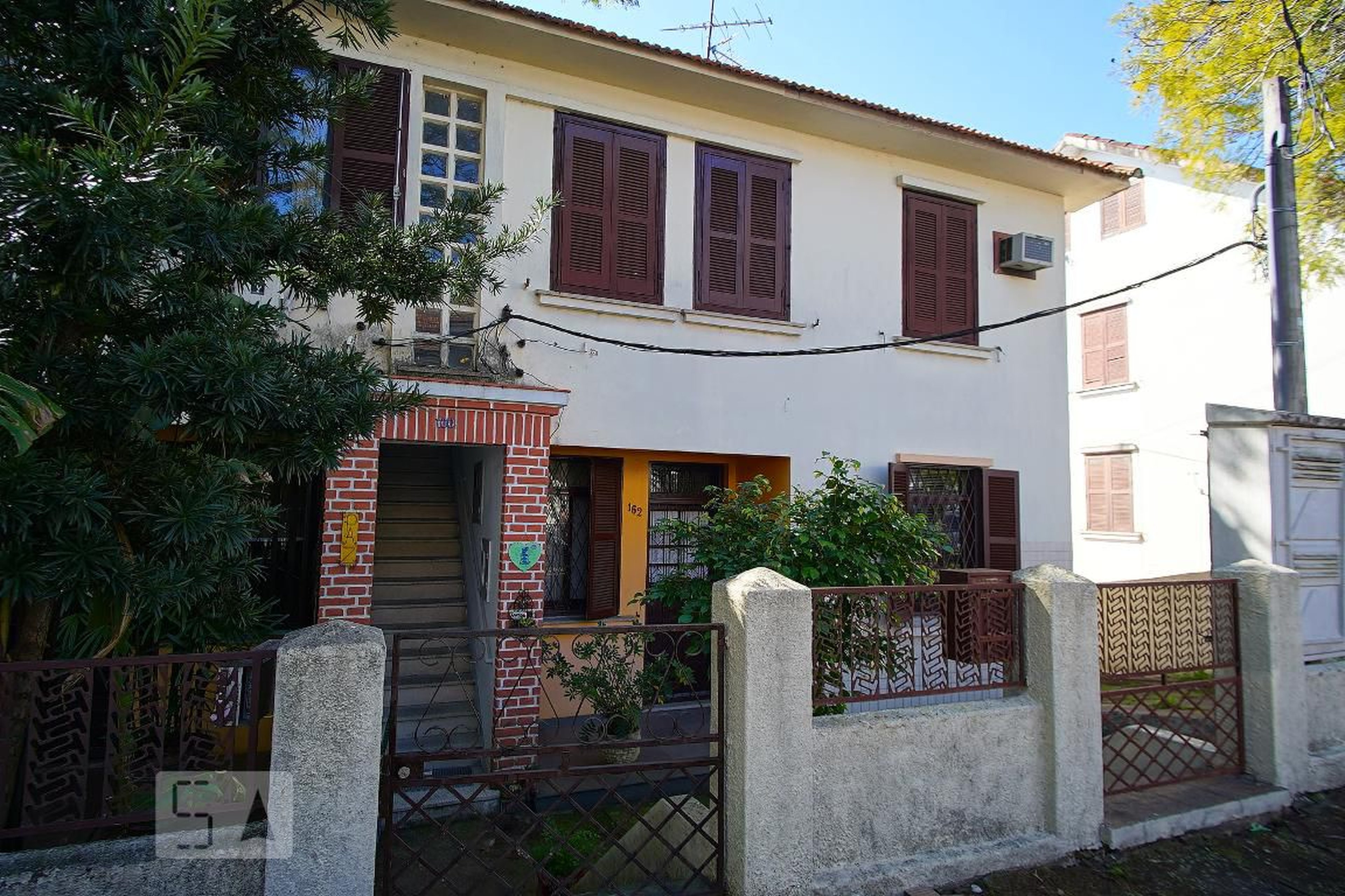 Fachada do Prédio Condomínio em Rua Dom Pedrito, 160