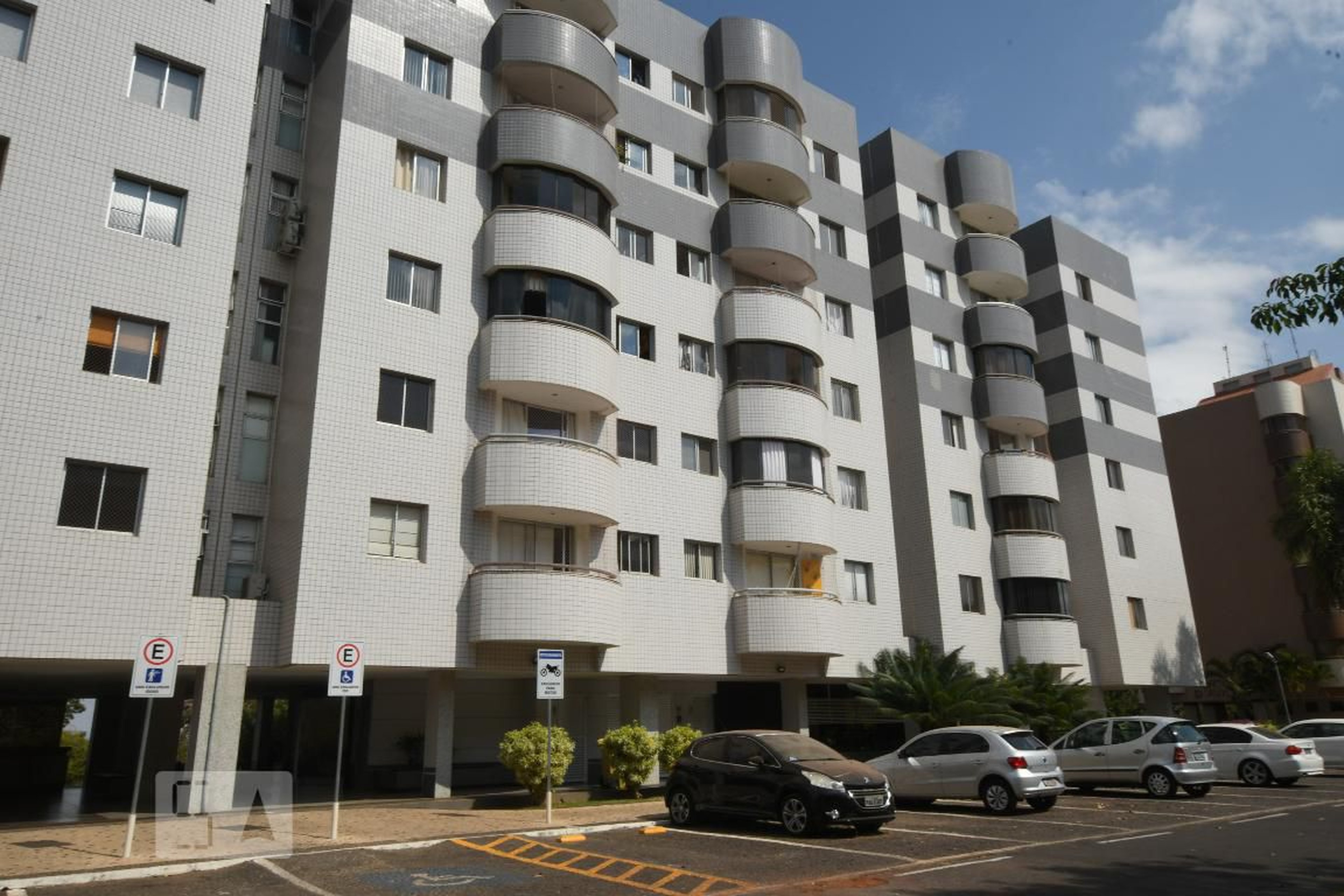 Fachada Condomínio em SQSW 101 Bloco H, 220