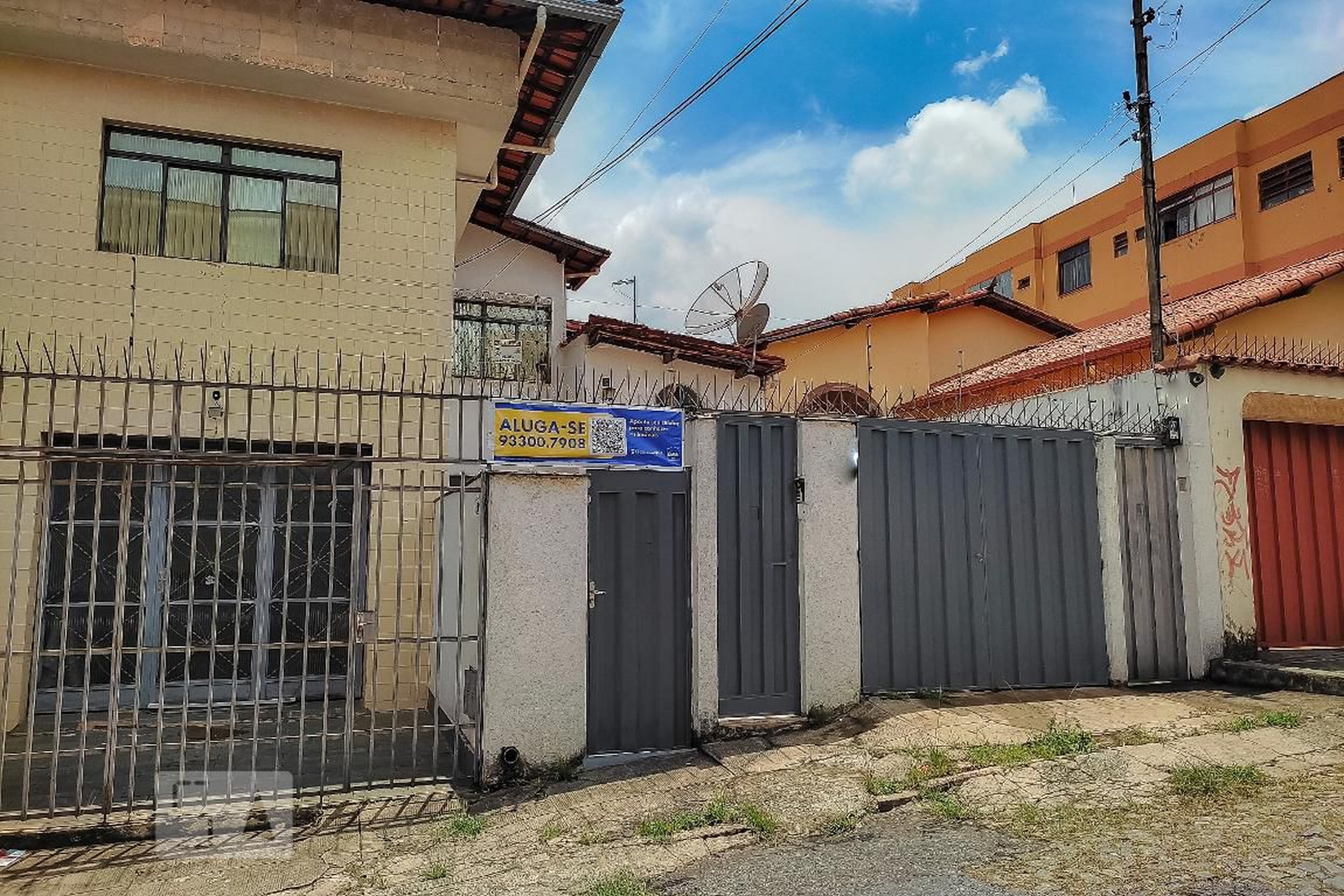 Fachada Condomínio em Rua Coronel Egídio Benício de Abreu, 35