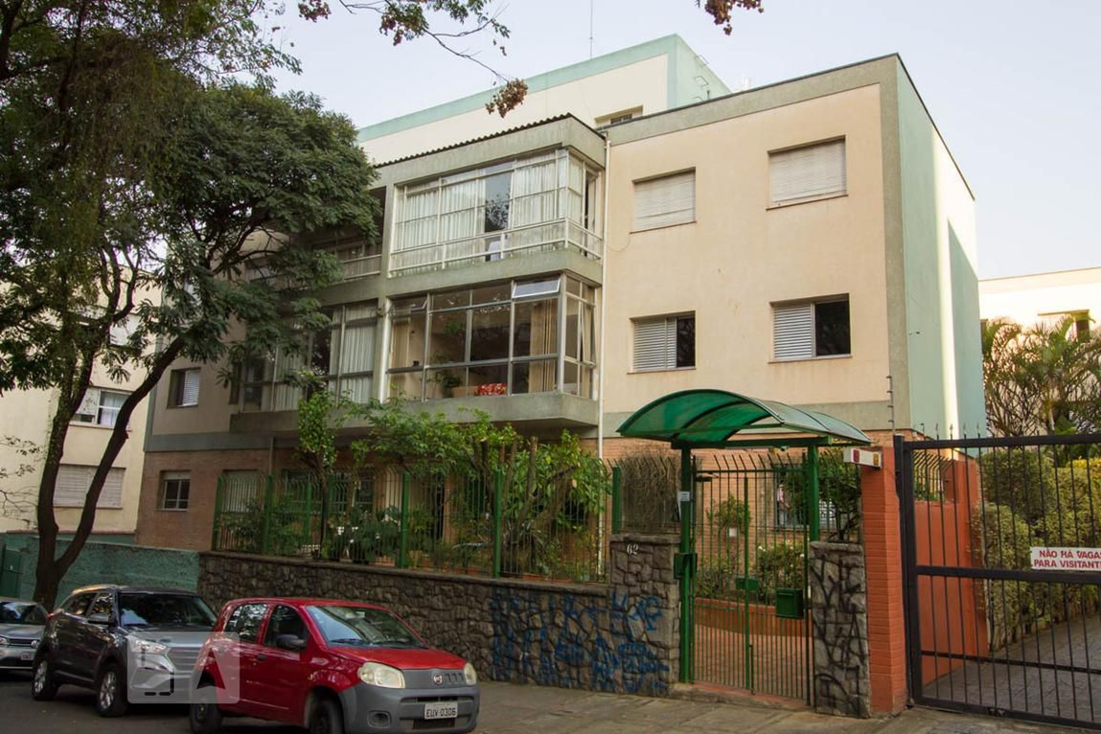 Fachada Condomínio em Rua Professor Aristides de Macedo, 62