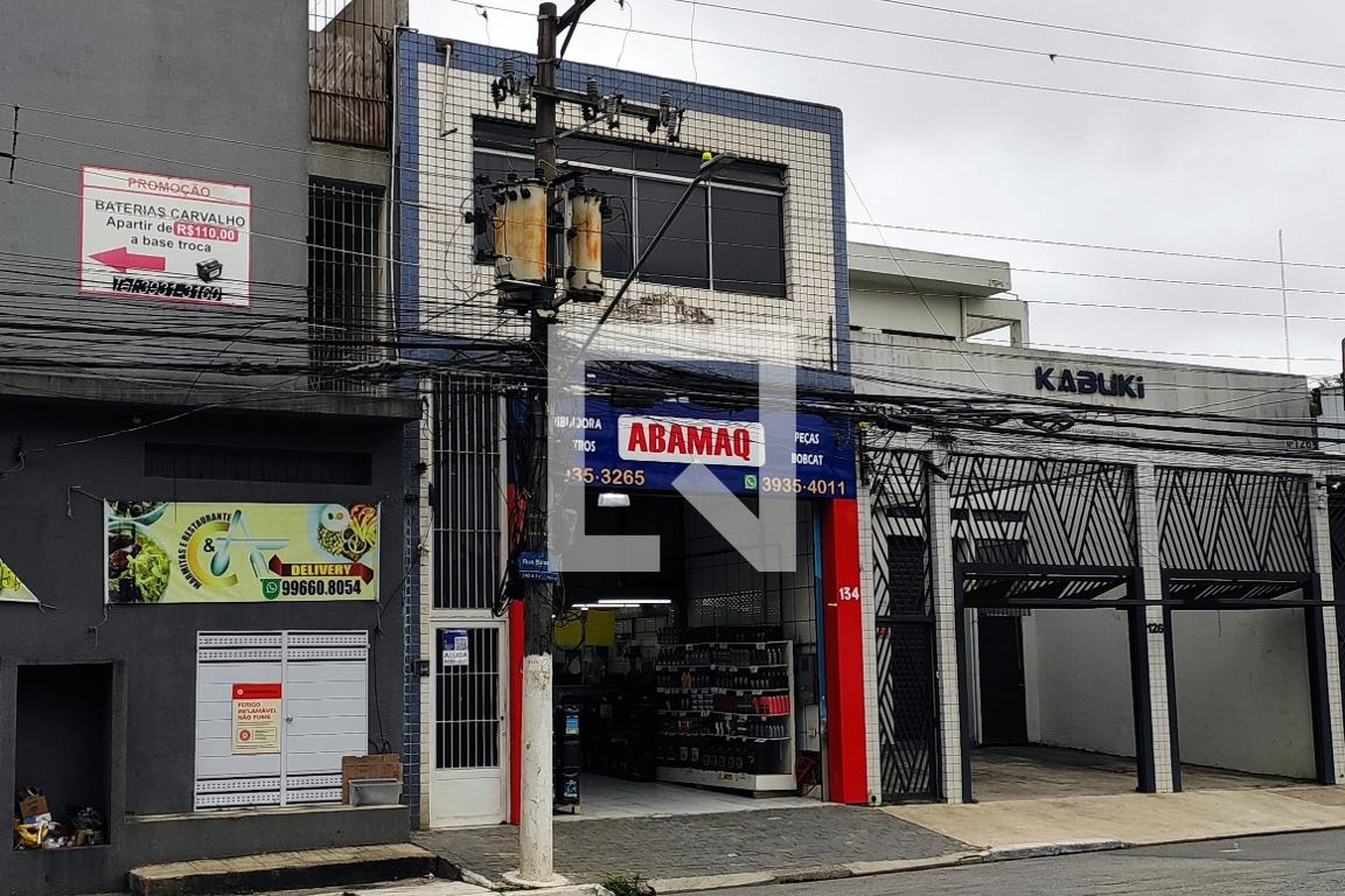 Fachada Condomínio em Rua Balsa, 134