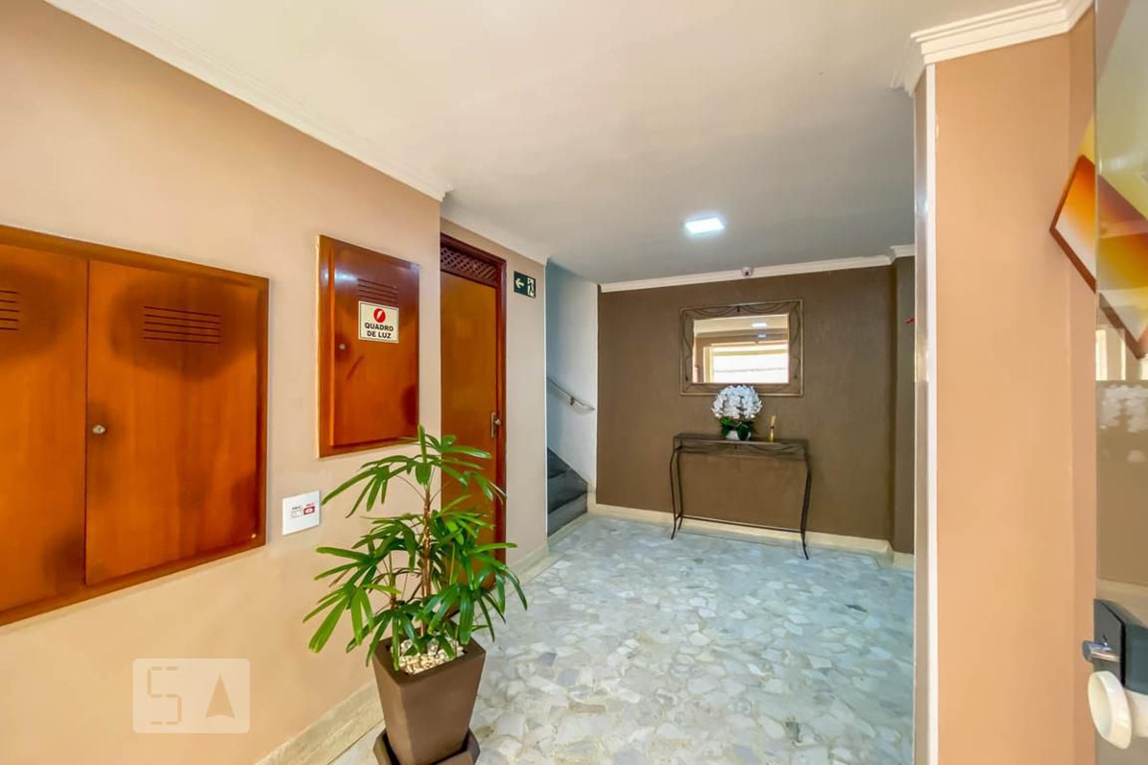Hall de entrada - Edifício Azaléias LL