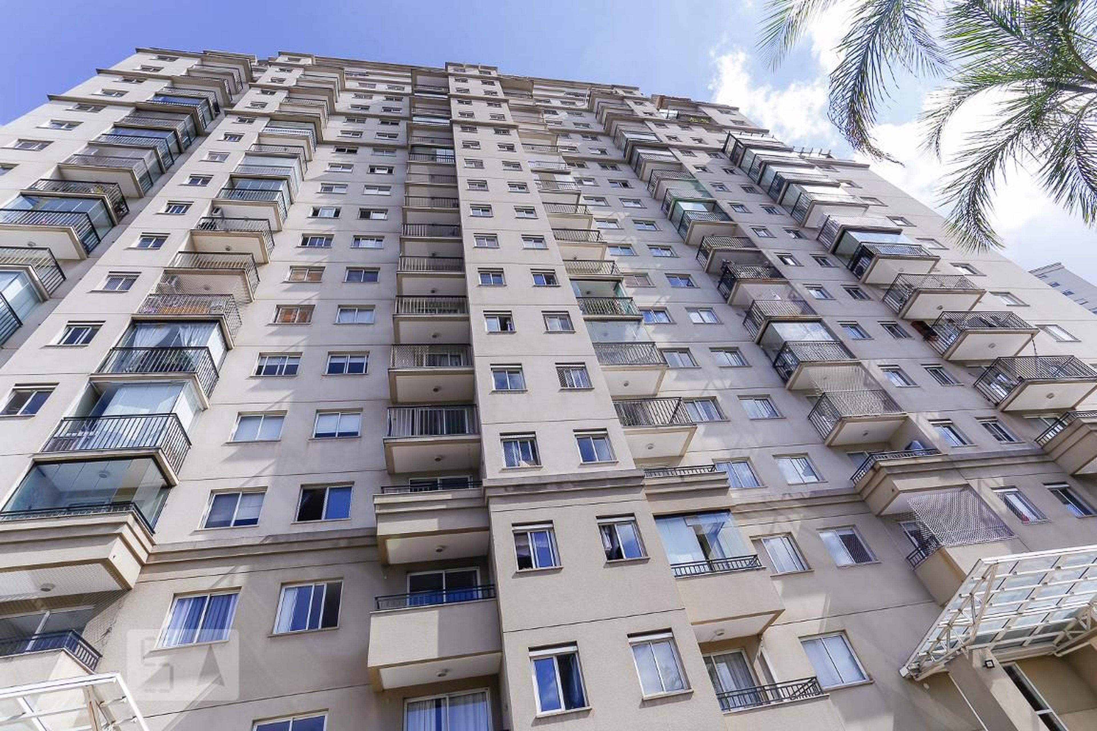 Fachada Condomínio Rail Pompéia