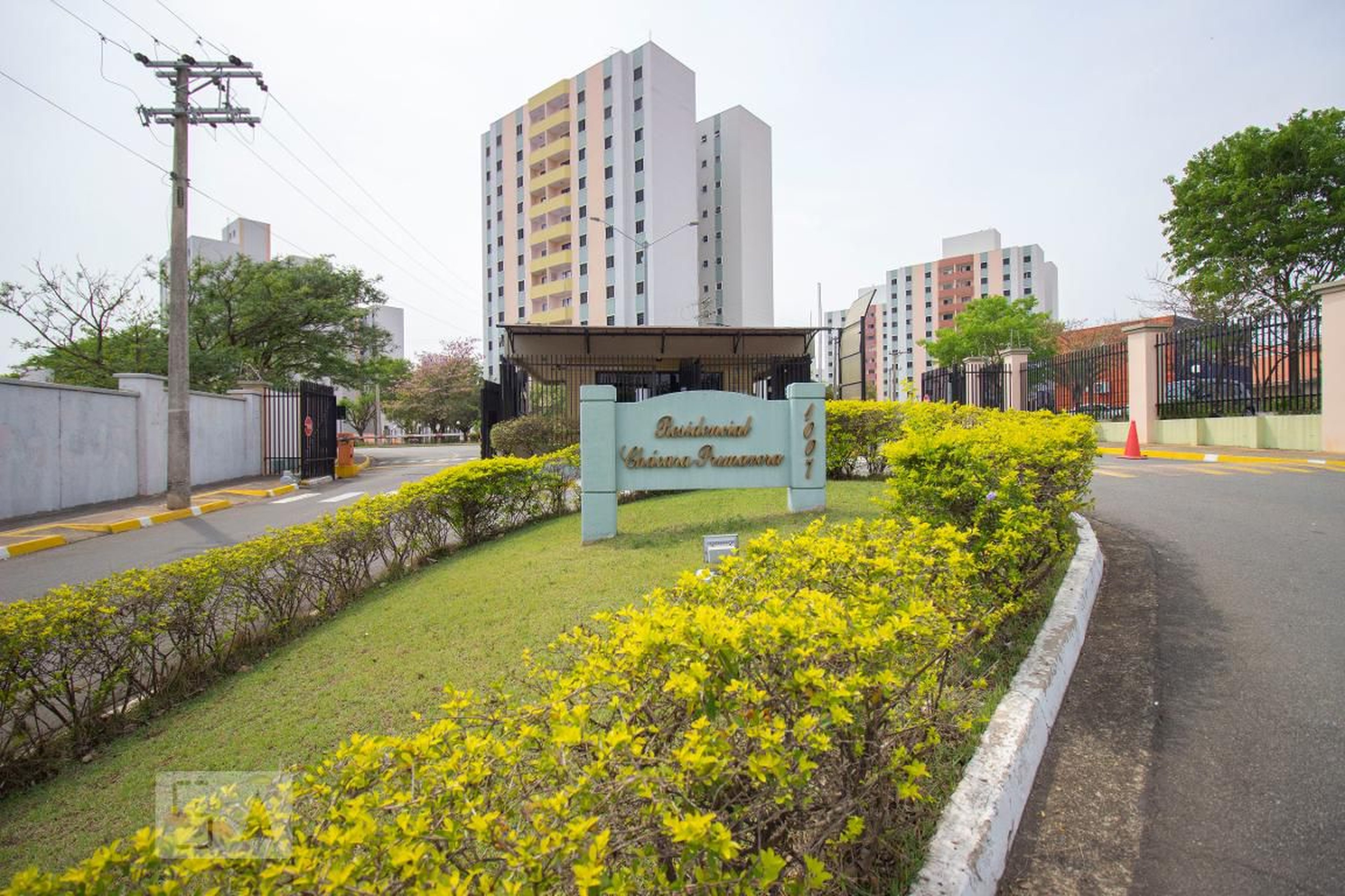 Fachada do Condomínio Condomínio Chácara Primavera