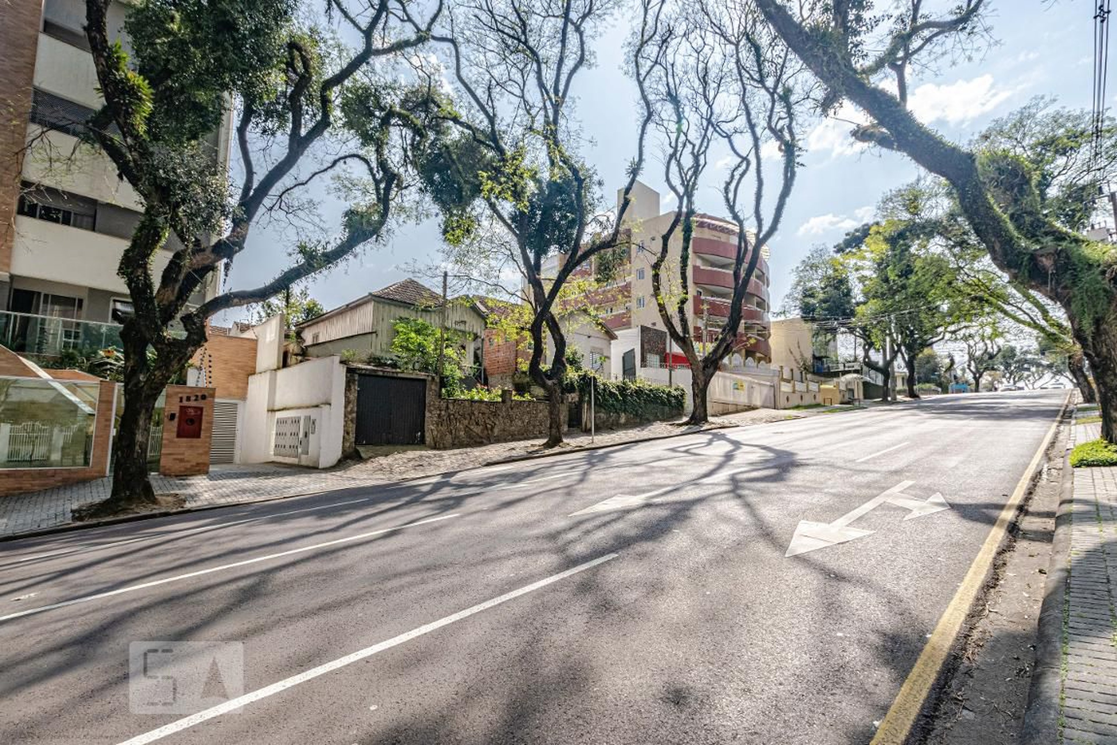 Fachada Condomínio em Rua Padre Agostinho, 1820